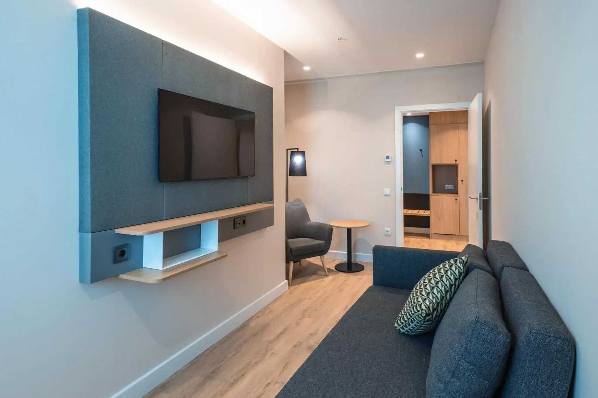 Photo of the whole room in Holiday Inn Braga by IHG Photo of the whole room in Holiday Inn Braga by IHG