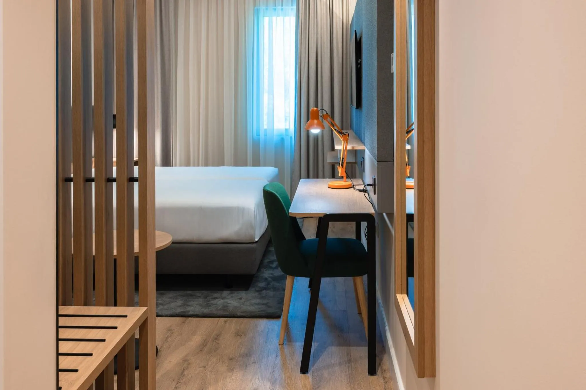 Photo of the whole room, Bed in Holiday Inn Braga by IHG