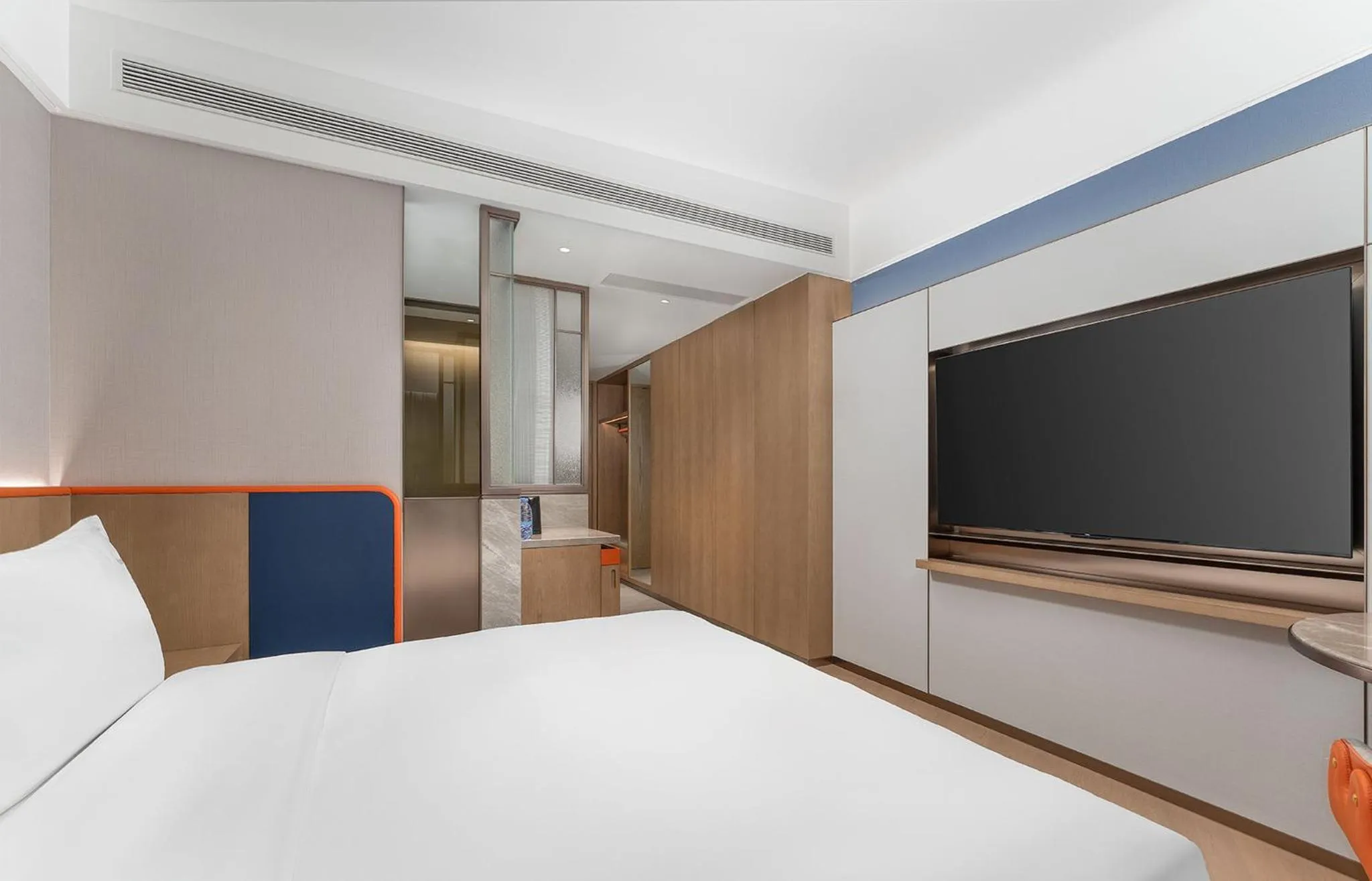 Photo of the whole room, Bed in Holiday Inn Express Datong Pingcheng by IHG