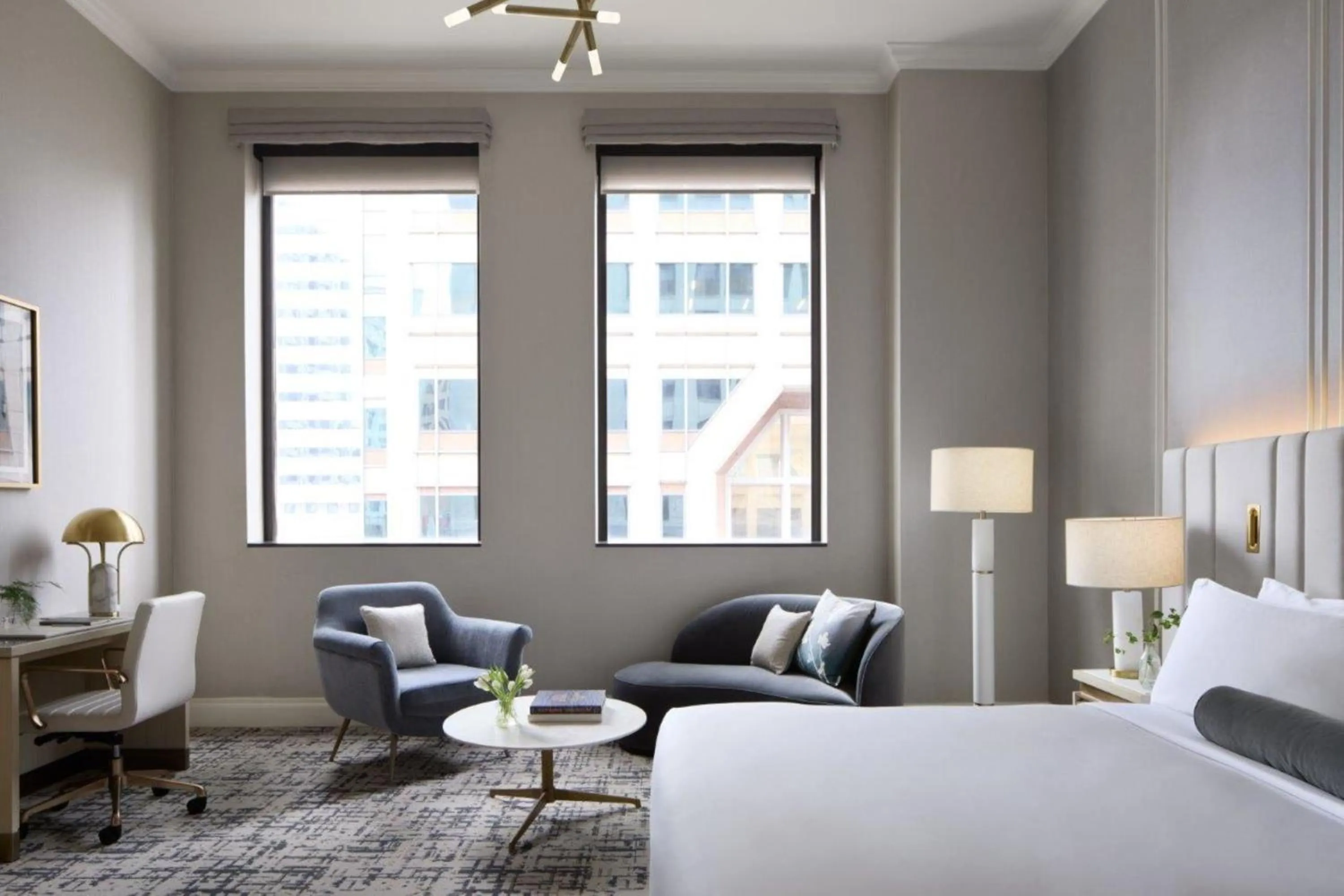 Photo of the whole room, Bed in InterContinental Indianapolis by IHG