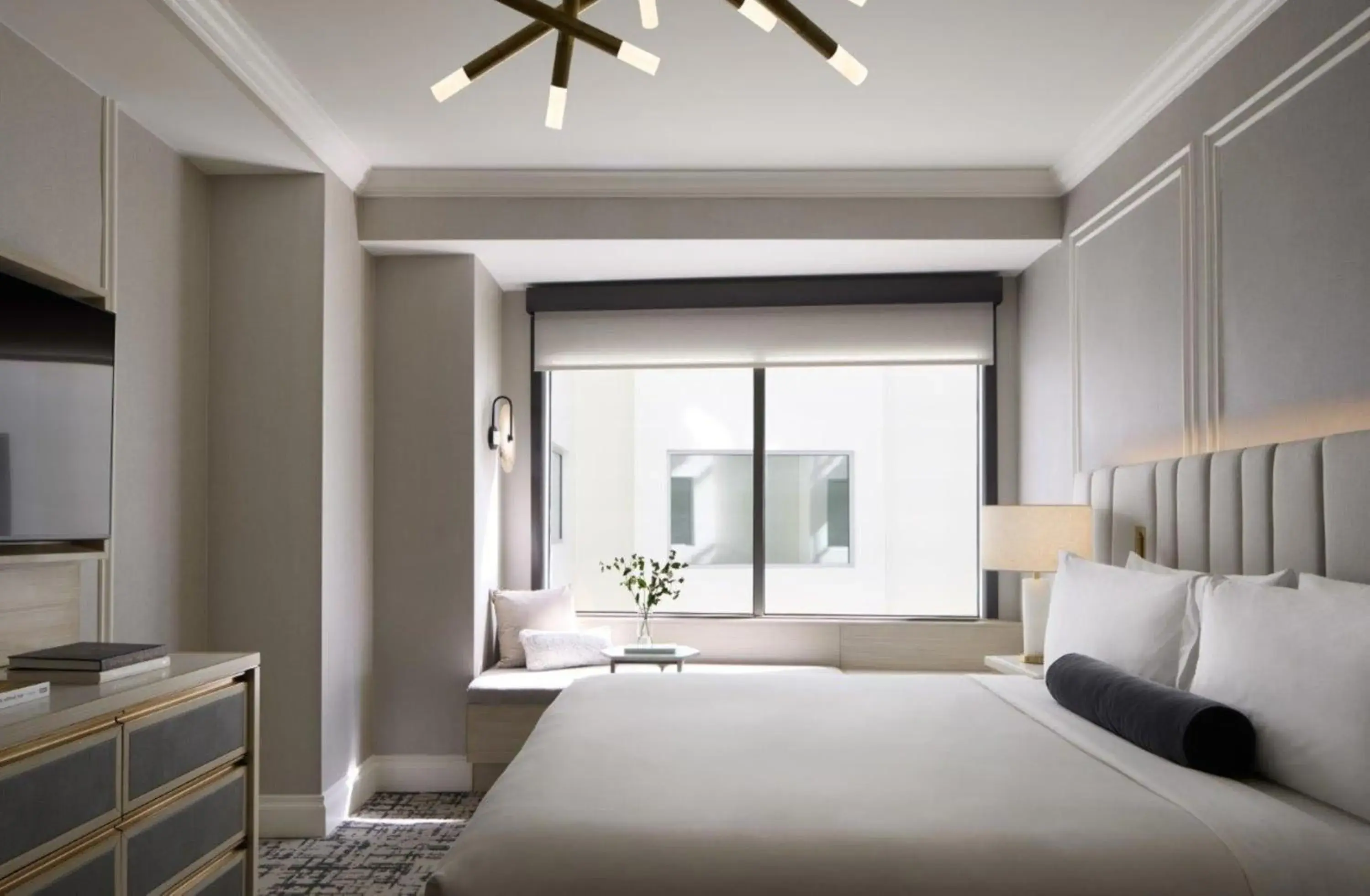 Photo of the whole room, Bed in InterContinental Indianapolis by IHG Photo of the whole room, Bed in InterContinental Indianapolis by IHG