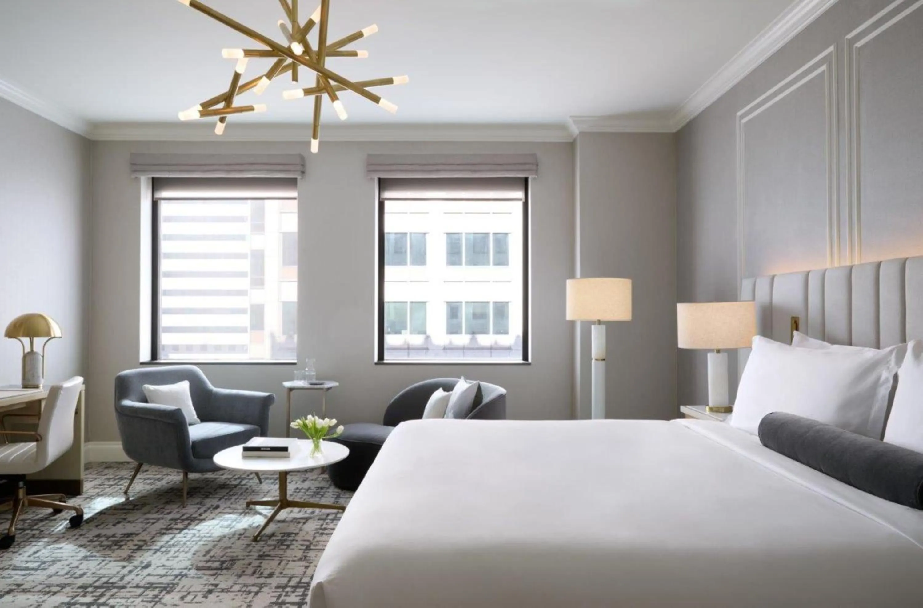 Photo of the whole room, Bed in InterContinental Indianapolis by IHG