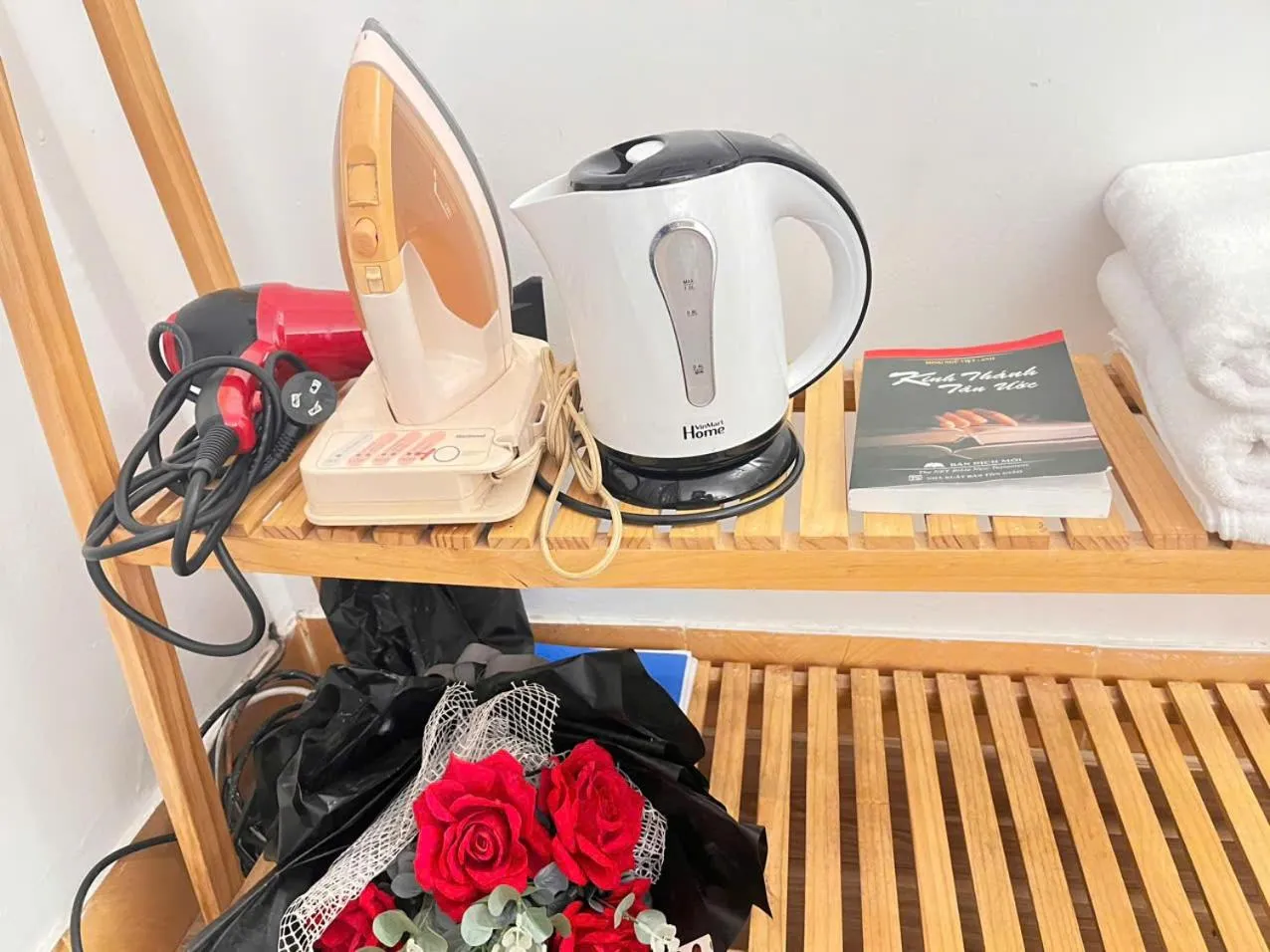 Coffee/tea facilities in Okaeri Homestay