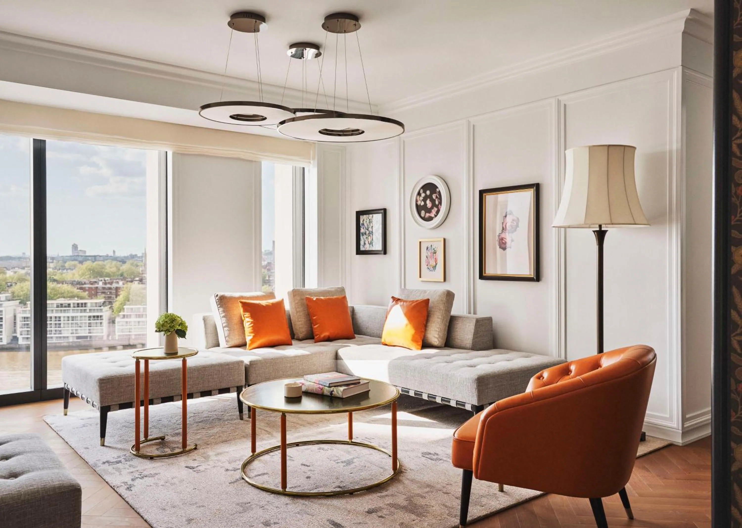 Living room in Park Hyatt London River Thames