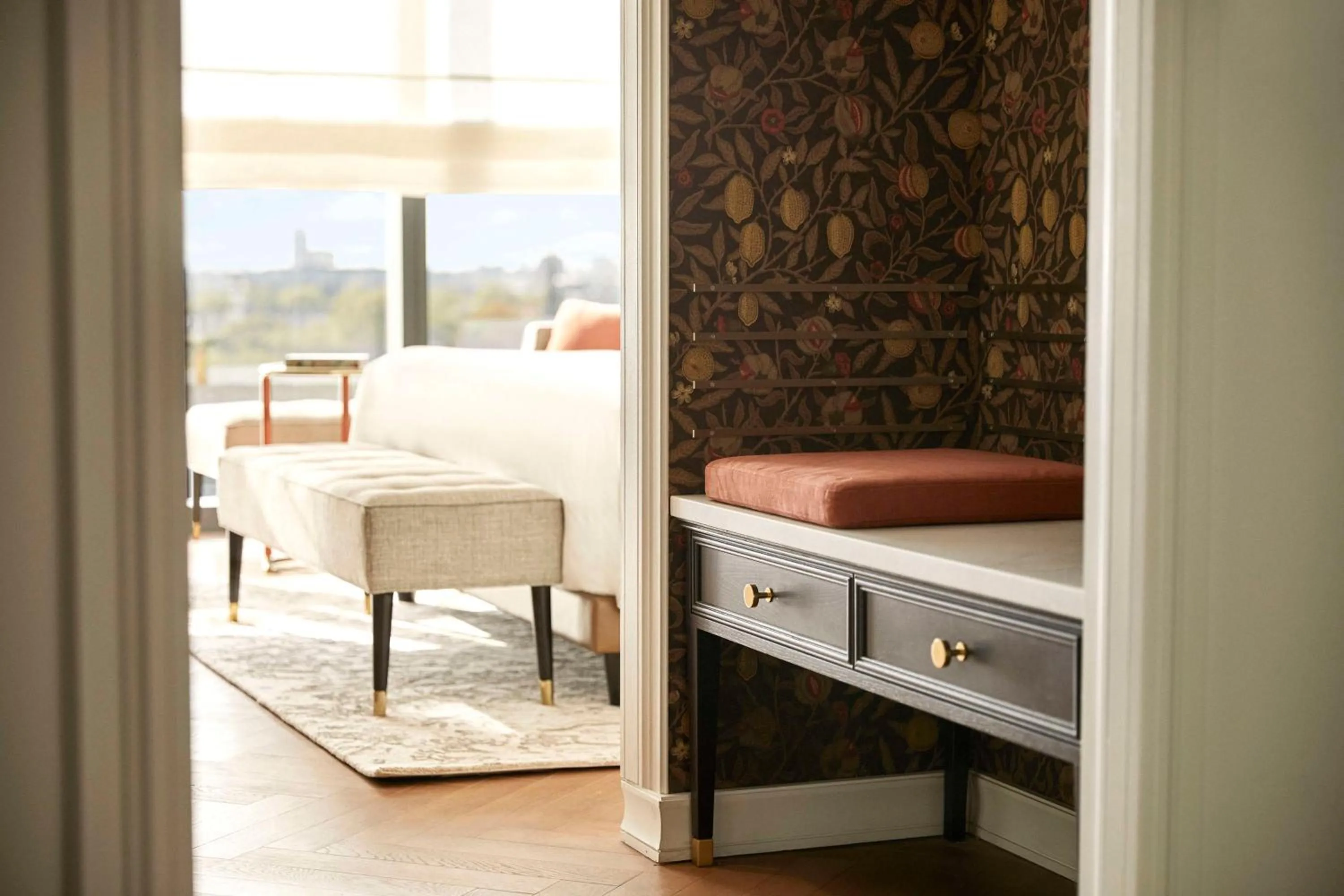 Bedroom, Bed in Park Hyatt London River Thames