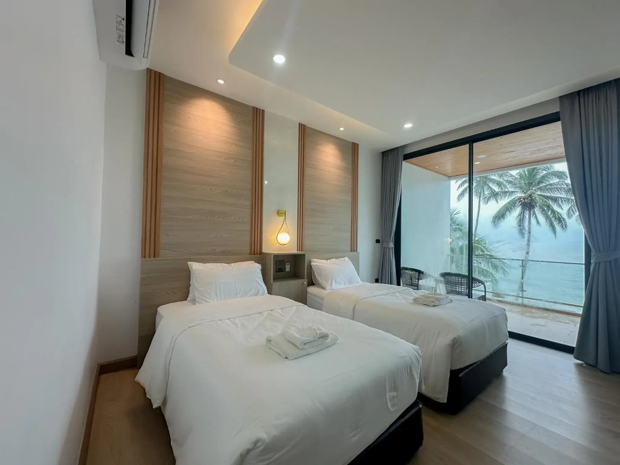 Twin Room with Sea View in 2SIS'S Khanom Resotel Twin Room with Sea View in 2SIS'S Khanom Resotel