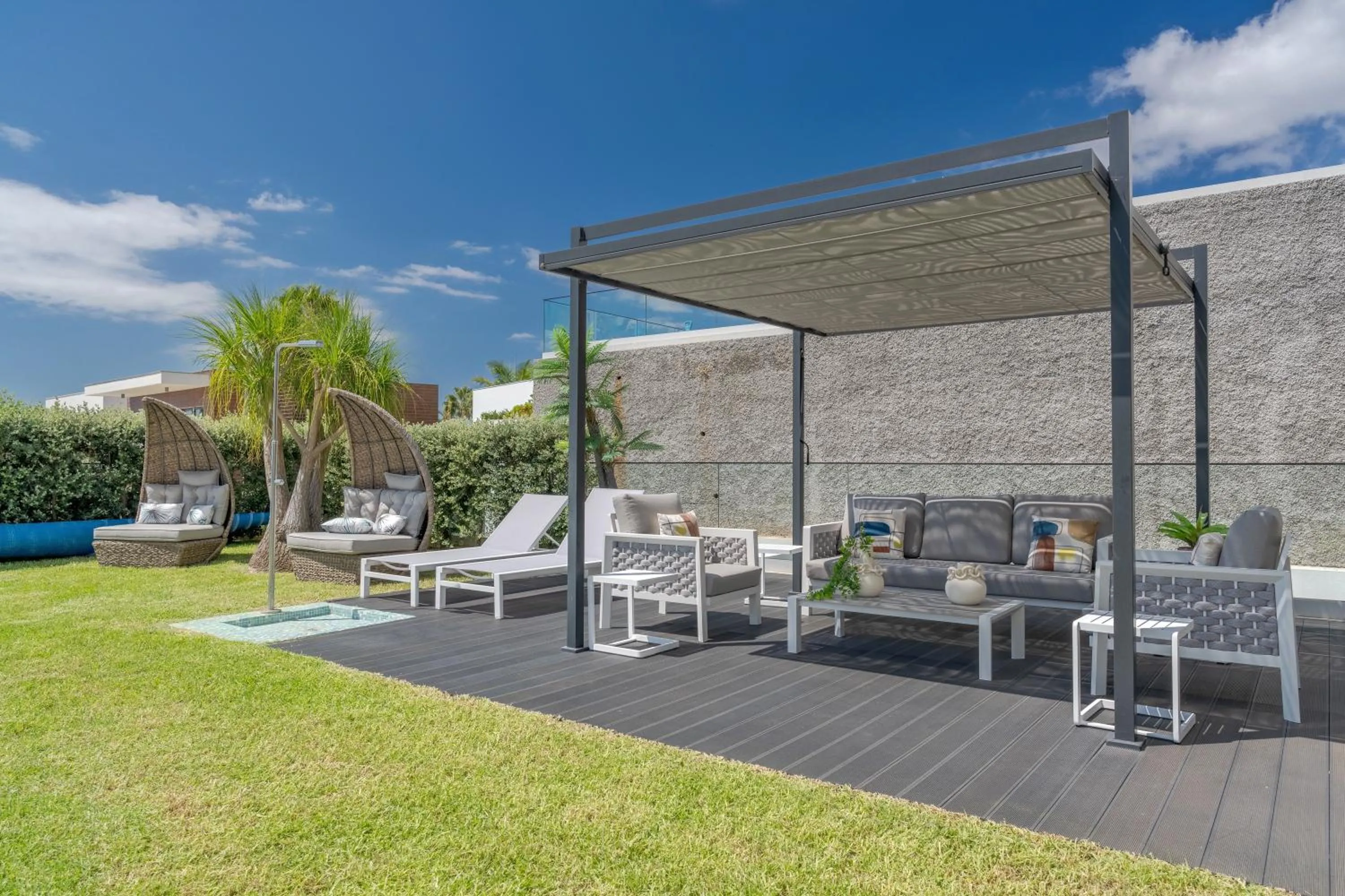 Patio in Luxury Diamond House by Holiday Rental Madeira