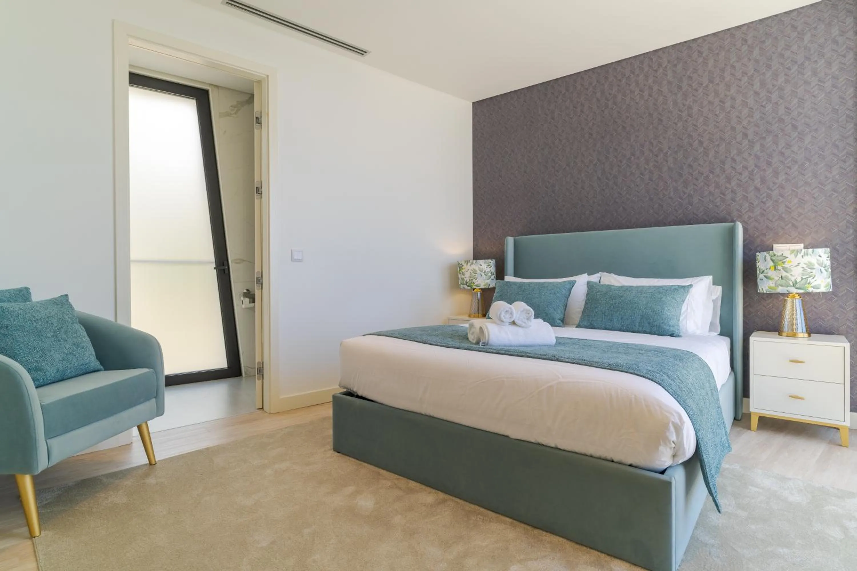Bed in Luxury Diamond House by Holiday Rental Madeira