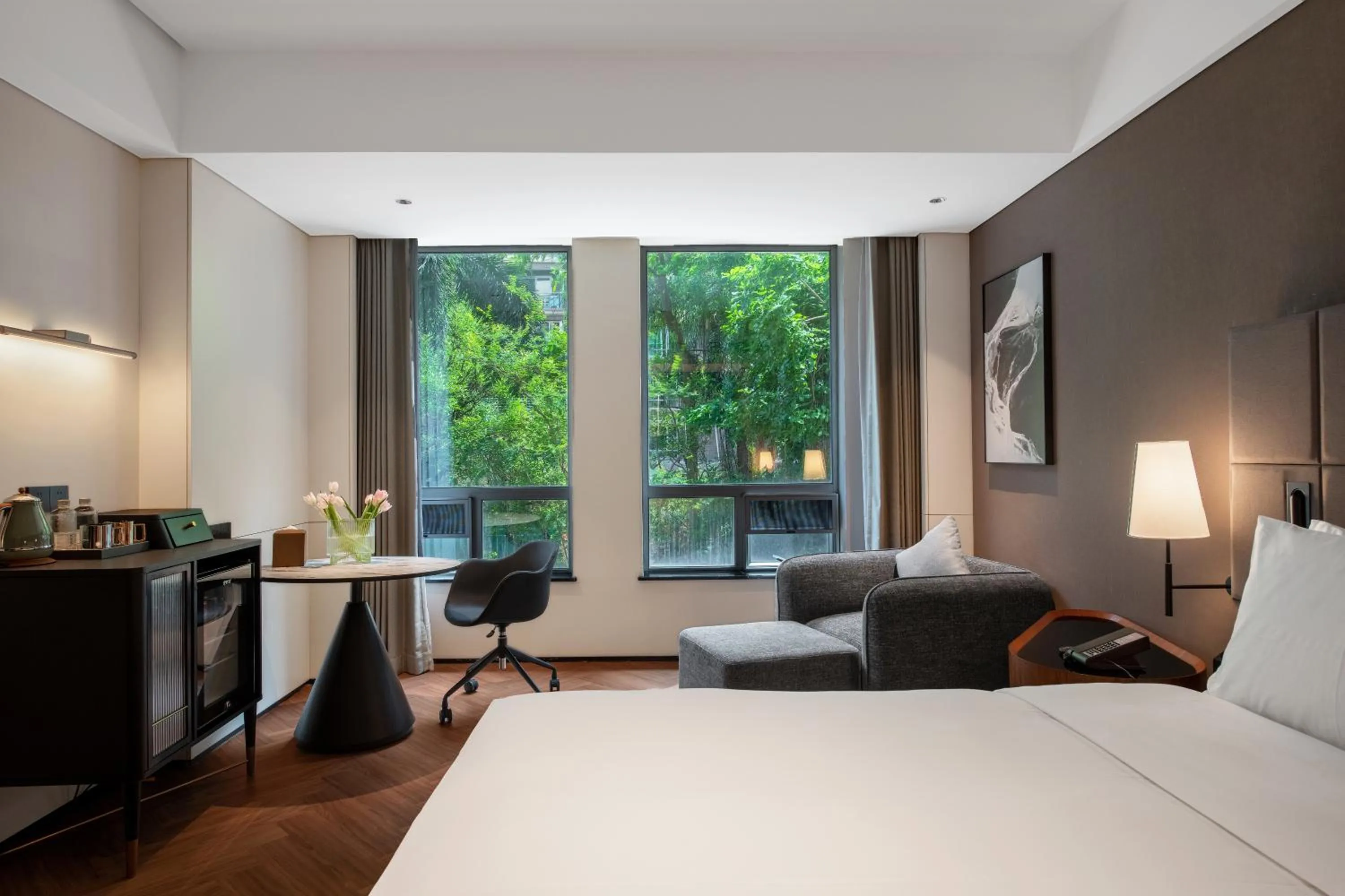 Bed in Intercity Hotel Guangzhou East Railway Station - Free Shuttle Bus During Canton Fair Period