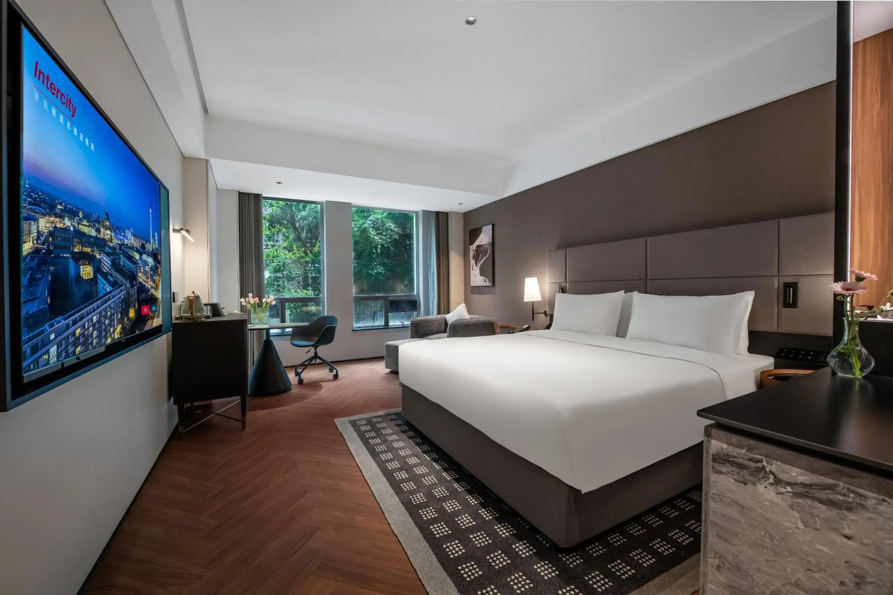Superior Double Room in Intercity Hotel Guangzhou East Railway Station - Free Shuttle Bus During Canton Fair Period Superior Double Room in Intercity Hotel Guangzhou East Railway Station - Free Shuttle Bus During Canton Fair Period