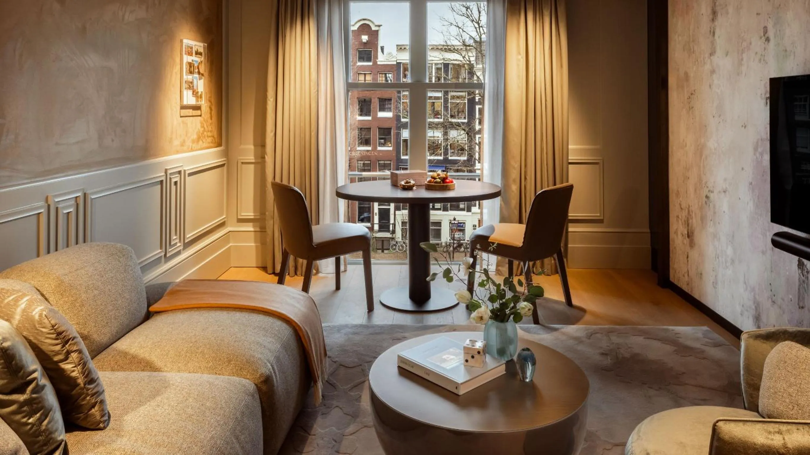Canal View Executive Suite  in Rosewood Amsterdam