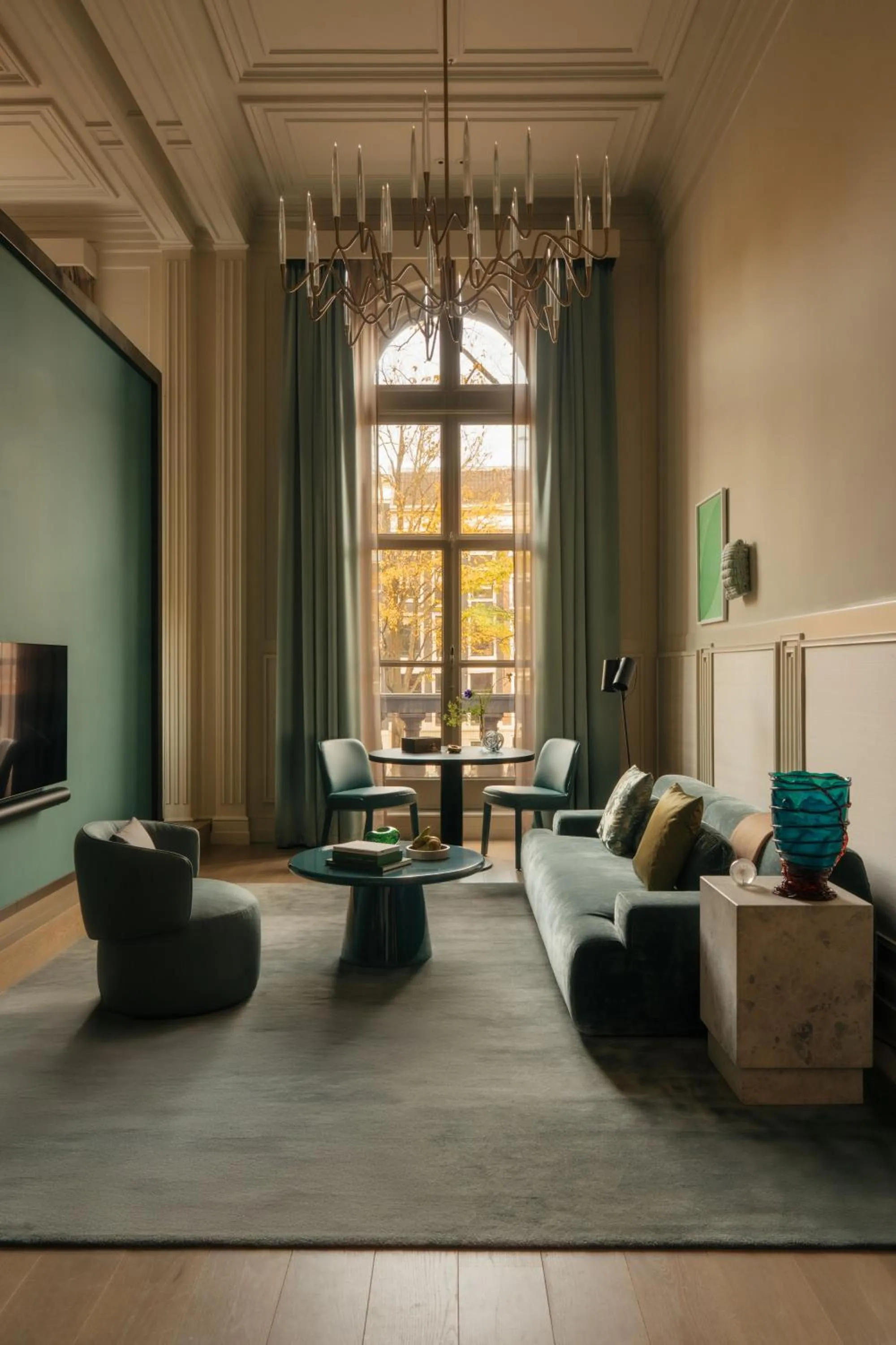 Living room in Rosewood Amsterdam