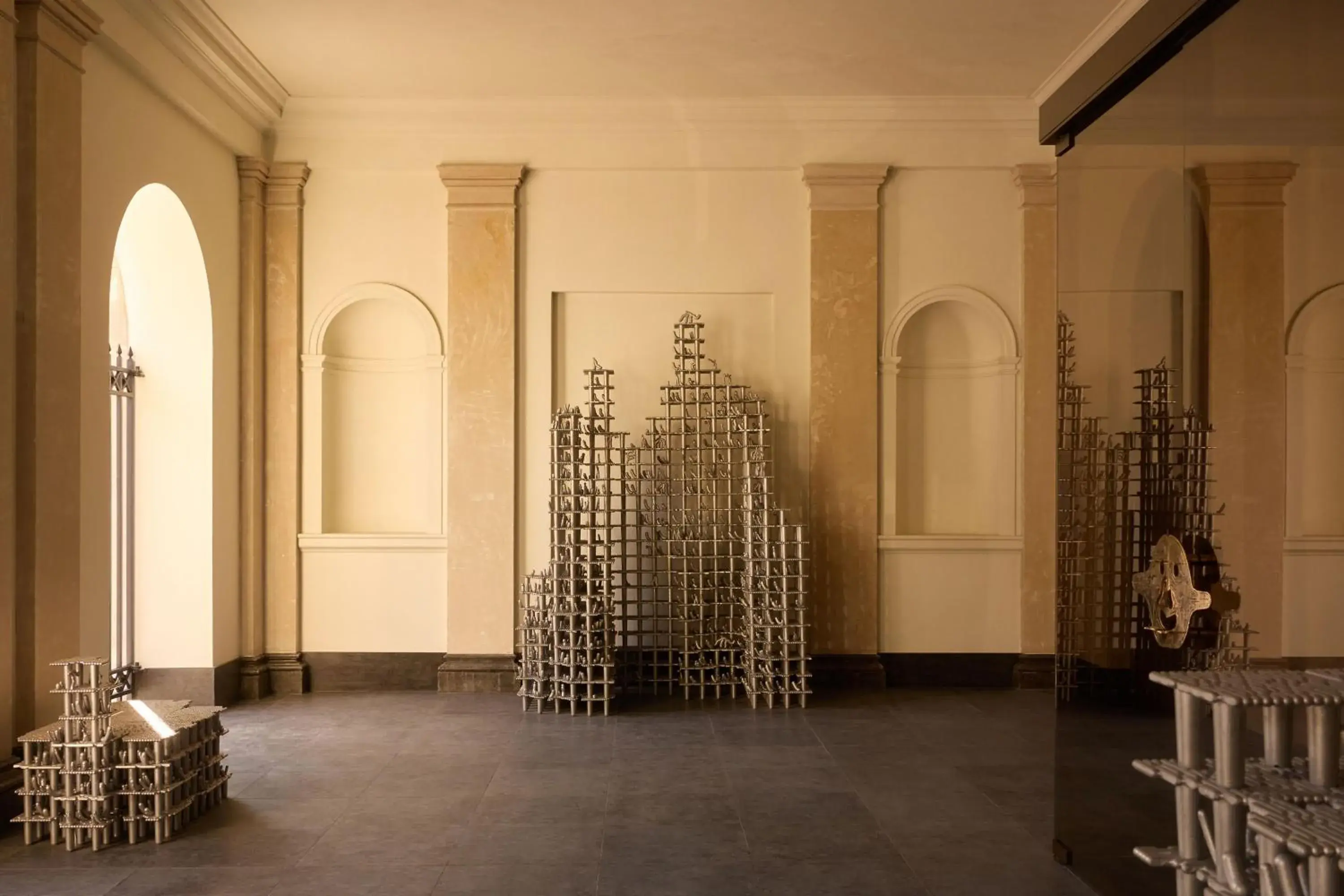 Facade/entrance in Rosewood Amsterdam Facade/entrance in Rosewood Amsterdam