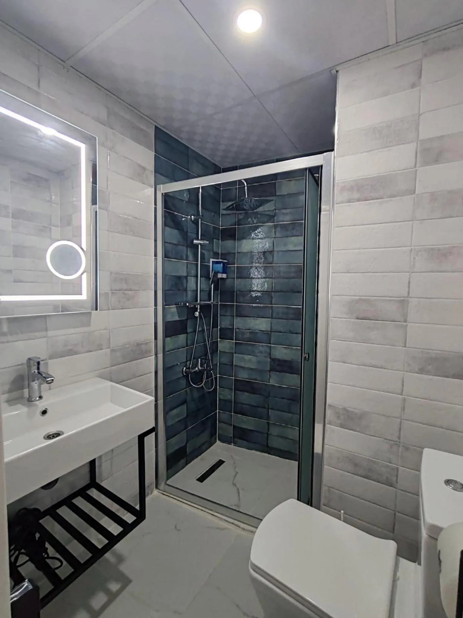 Shower in Aim Bozcaada