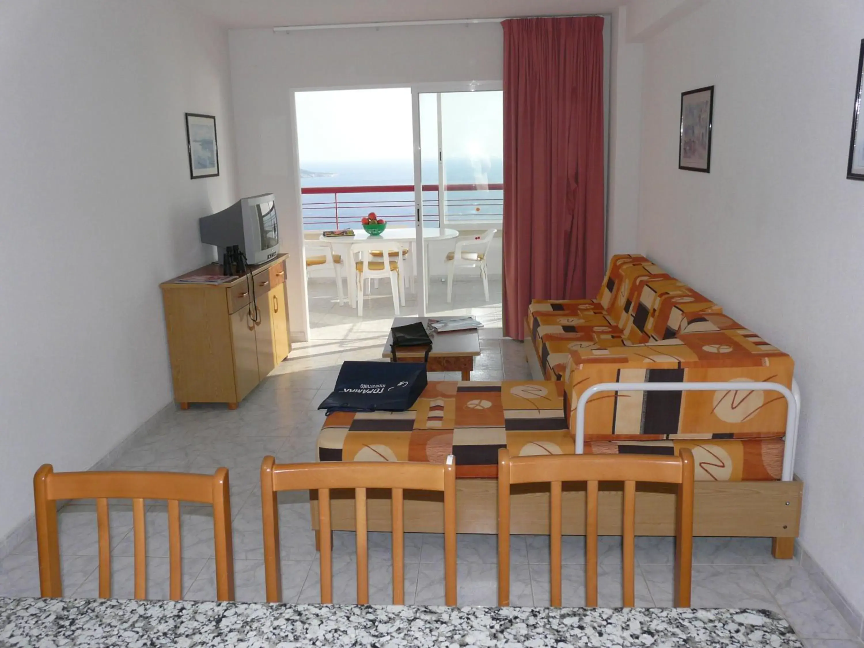 Photo of the whole room in Apartamentos Beni-Beach Photo of the whole room in Apartamentos Beni-Beach