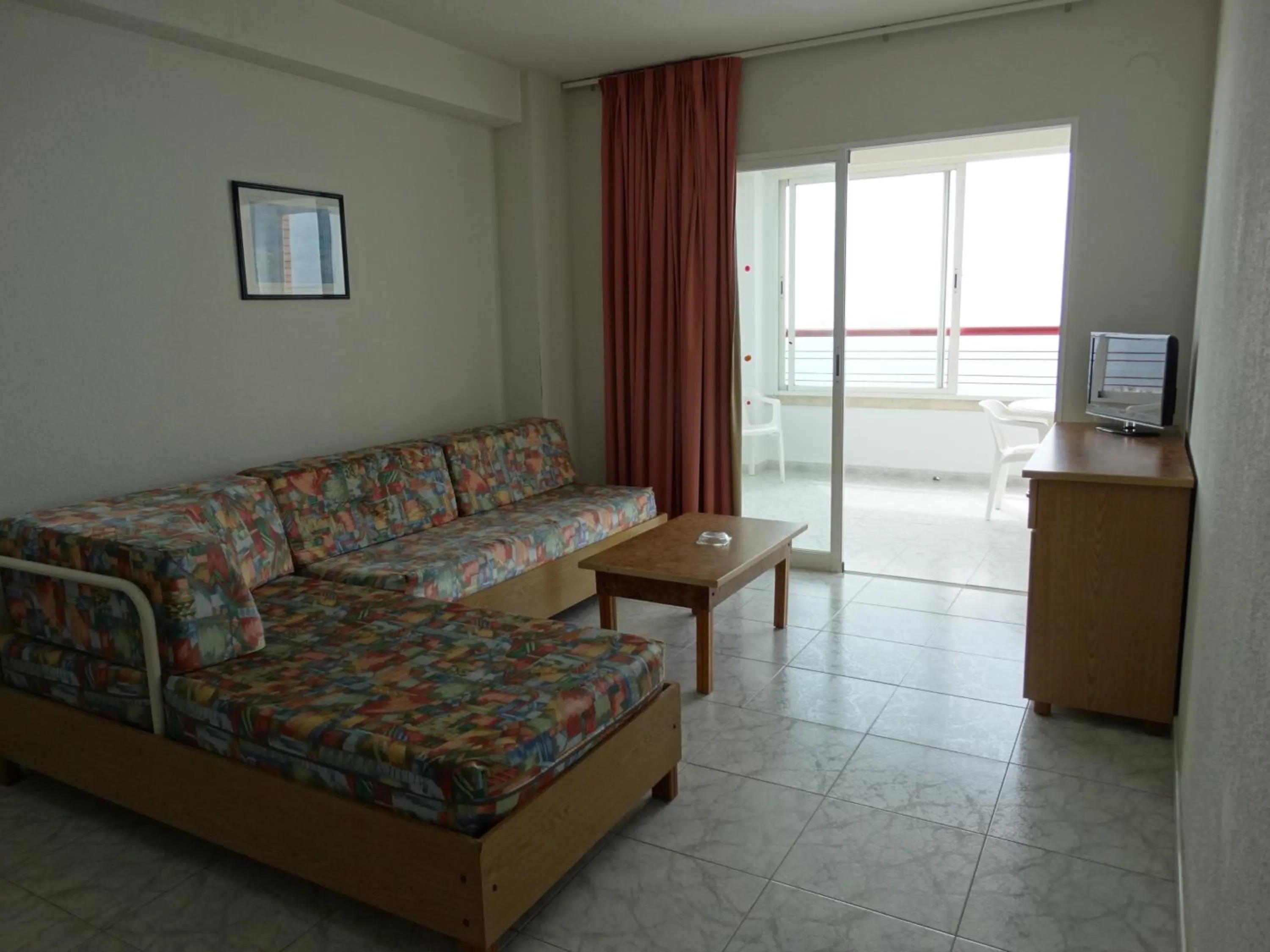 TV and multimedia, Bed in Apartamentos Beni-Beach