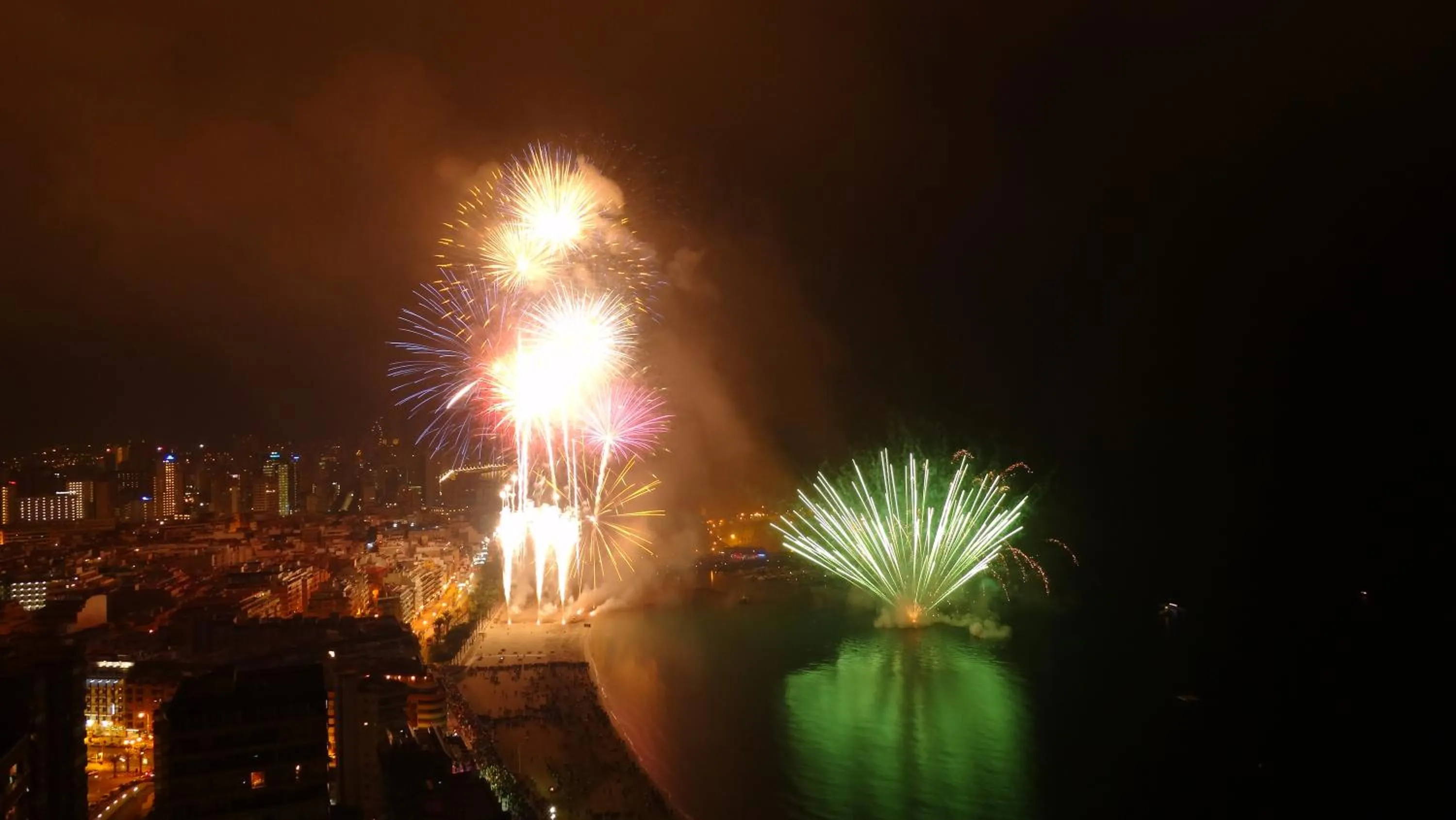 Spring in Apartamentos Beni-Beach