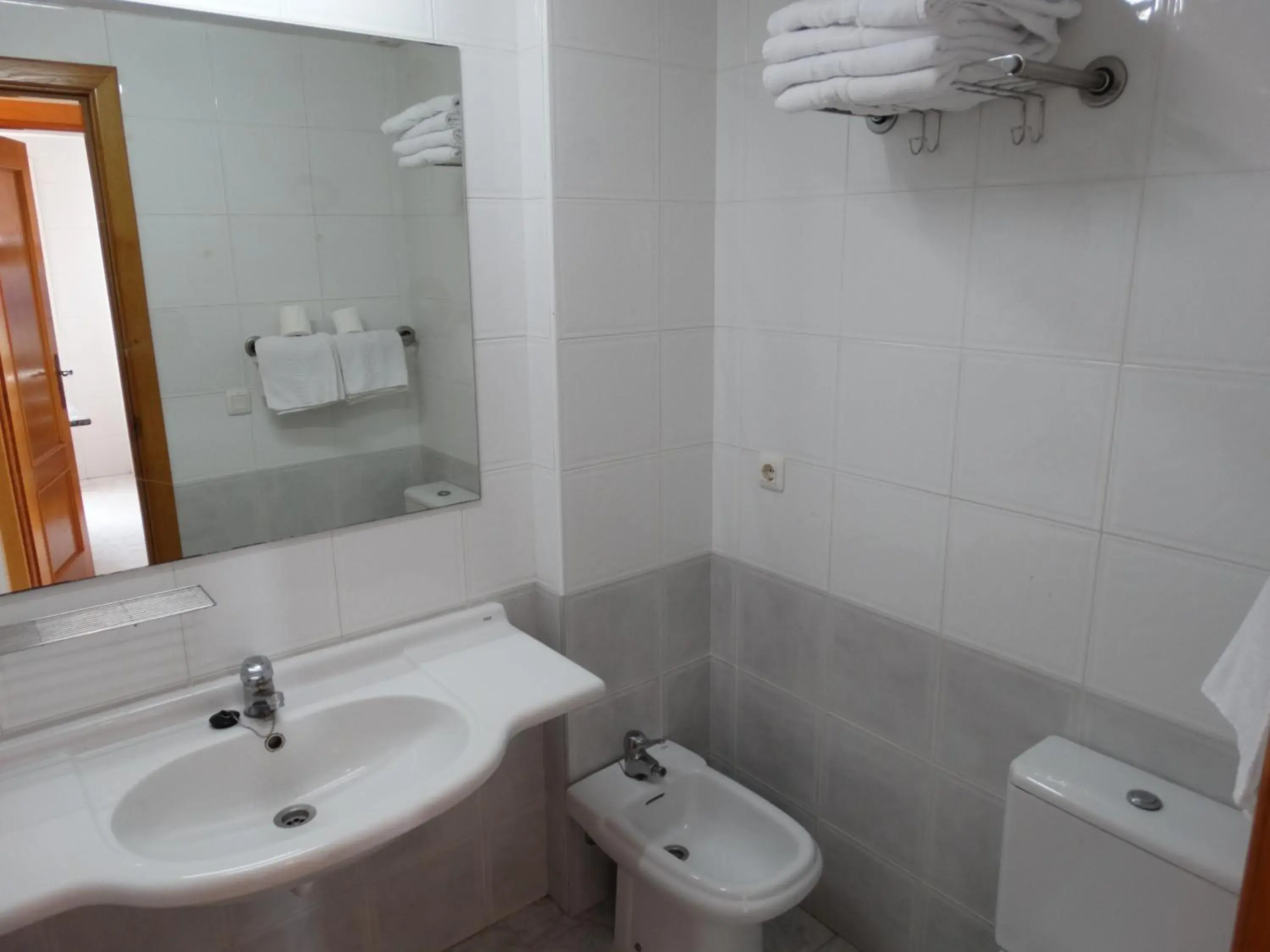 One-Bedroom Apartment with Sea View (2 - 4 Adults) in Apartamentos Beni-Beach One-Bedroom Apartment with Sea View (2 - 4 Adults) in Apartamentos Beni-Beach
