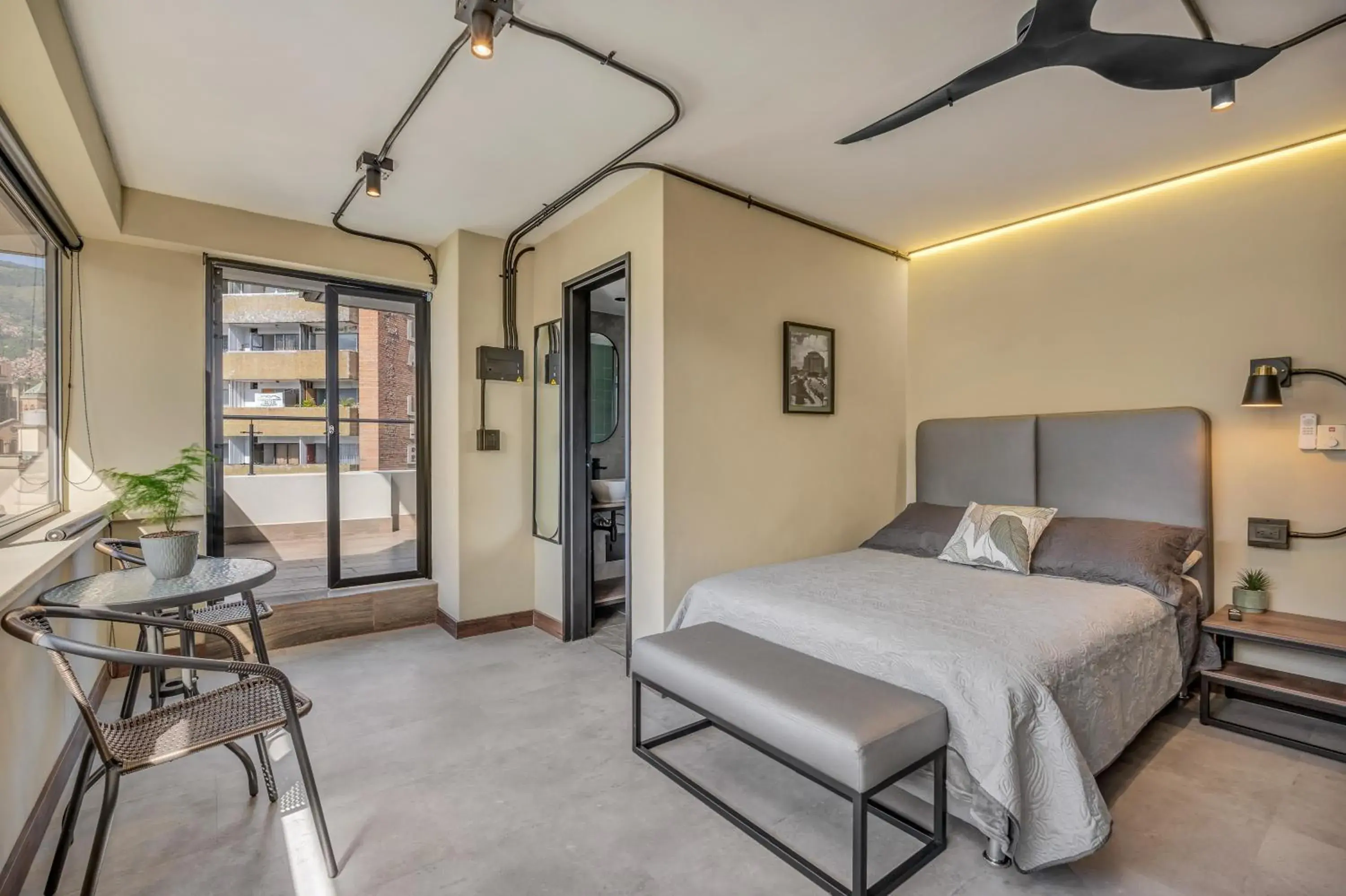 One-Bedroom Apartment with Terrace in Nutibara Express By HOUSY One-Bedroom Apartment with Terrace in Nutibara Express By HOUSY