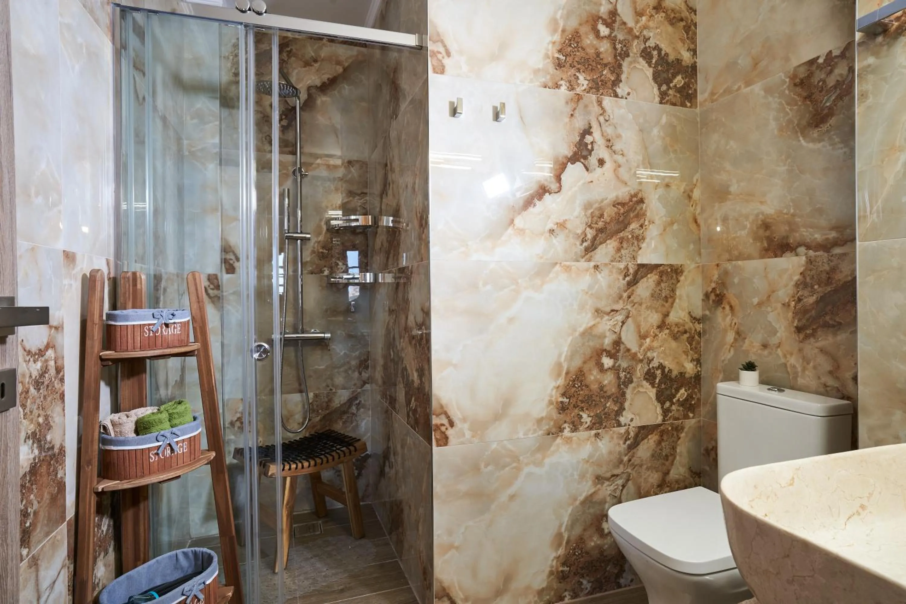 Shower in Porto Santo