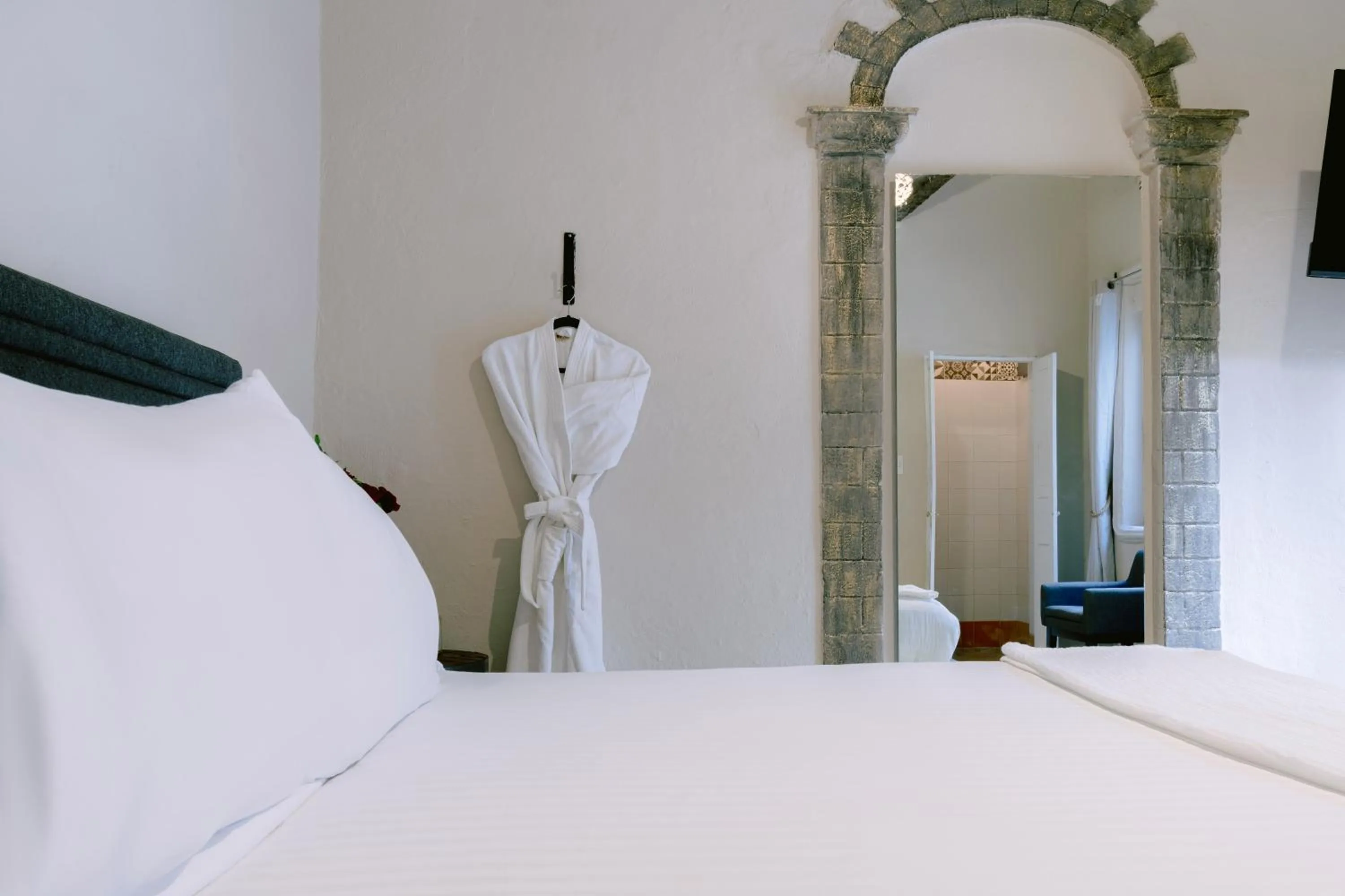 Photo of the whole room, Bed in Te Amo Hotel Boutique