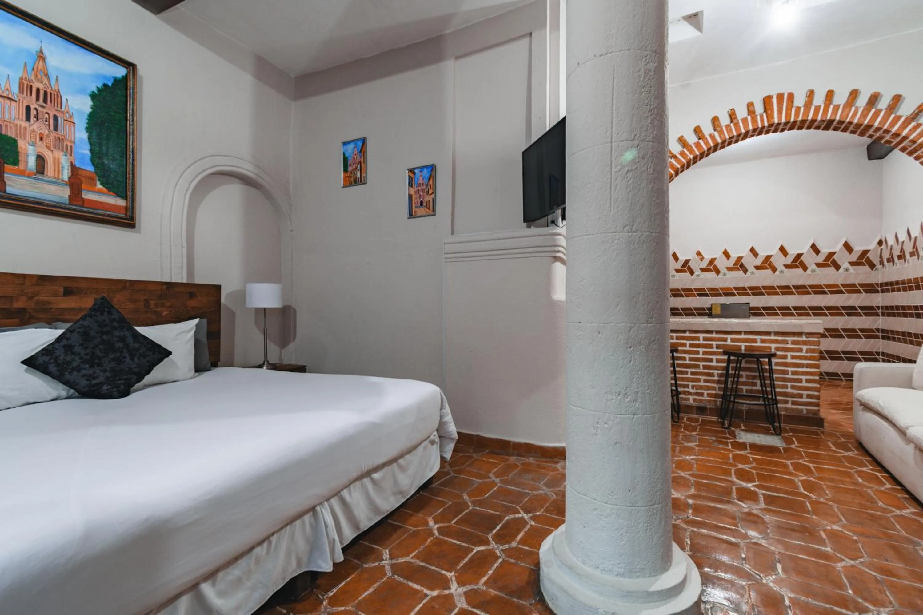 Photo of the whole room, Bed in Te Amo Hotel Boutique