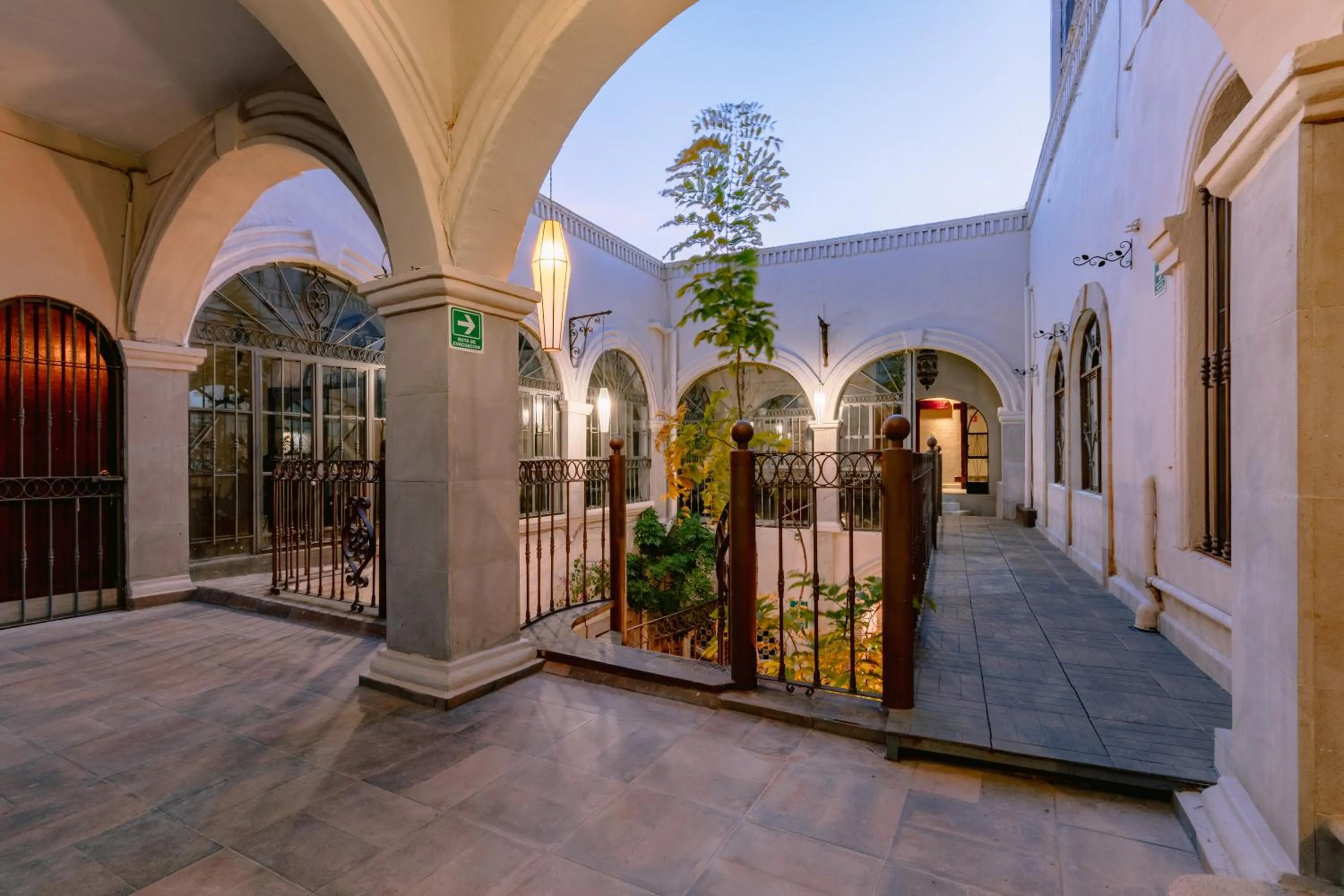 Property building in Te Amo Hotel Boutique