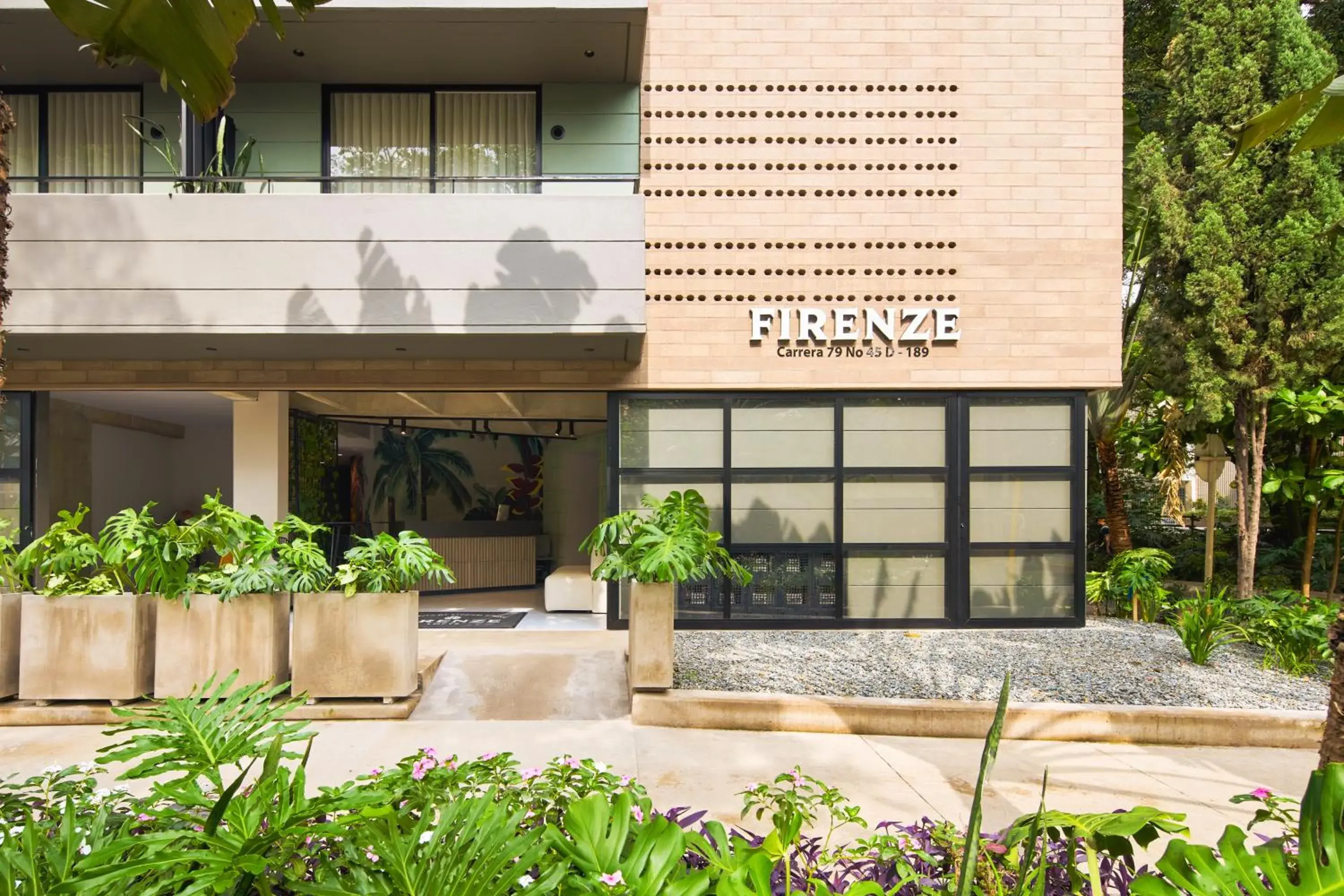 Property building in Firenze Lofts Property building in Firenze Lofts