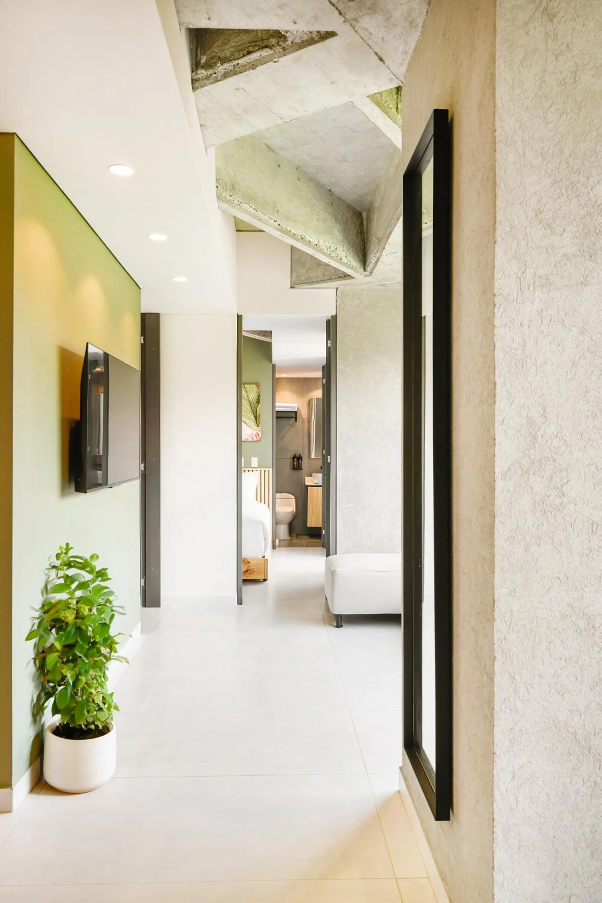 Communal lounge/ TV room in Firenze Lofts