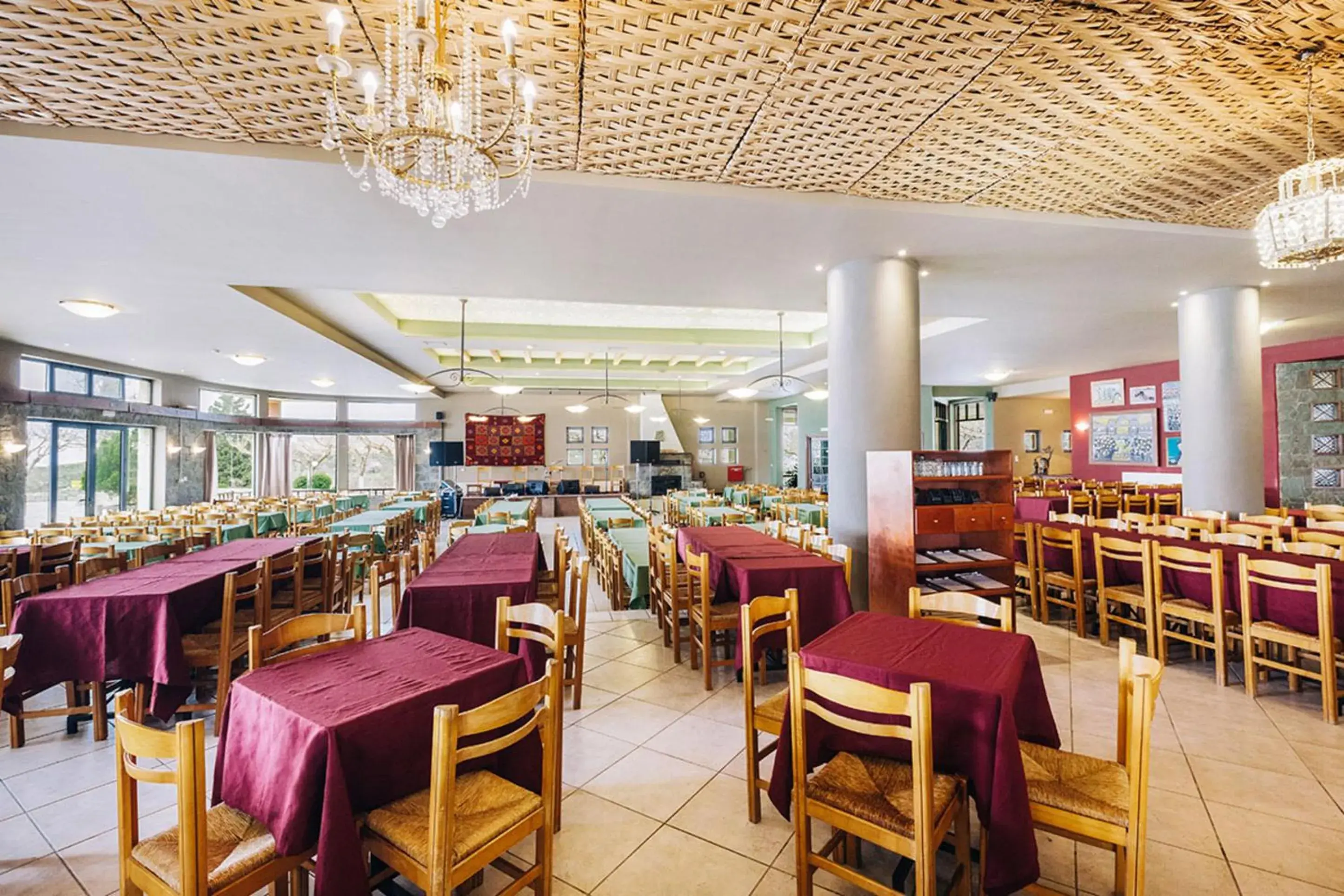 Restaurant/places to eat in Delina Mountain Resort Restaurant/places to eat in Delina Mountain Resort