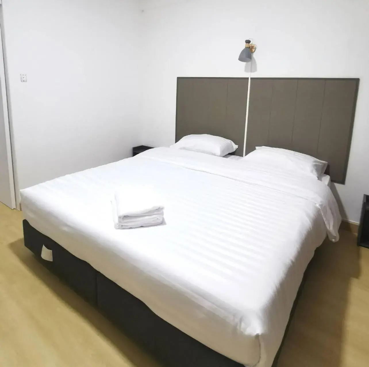 Bed in Ratanasiri Hotel Bed in Ratanasiri Hotel