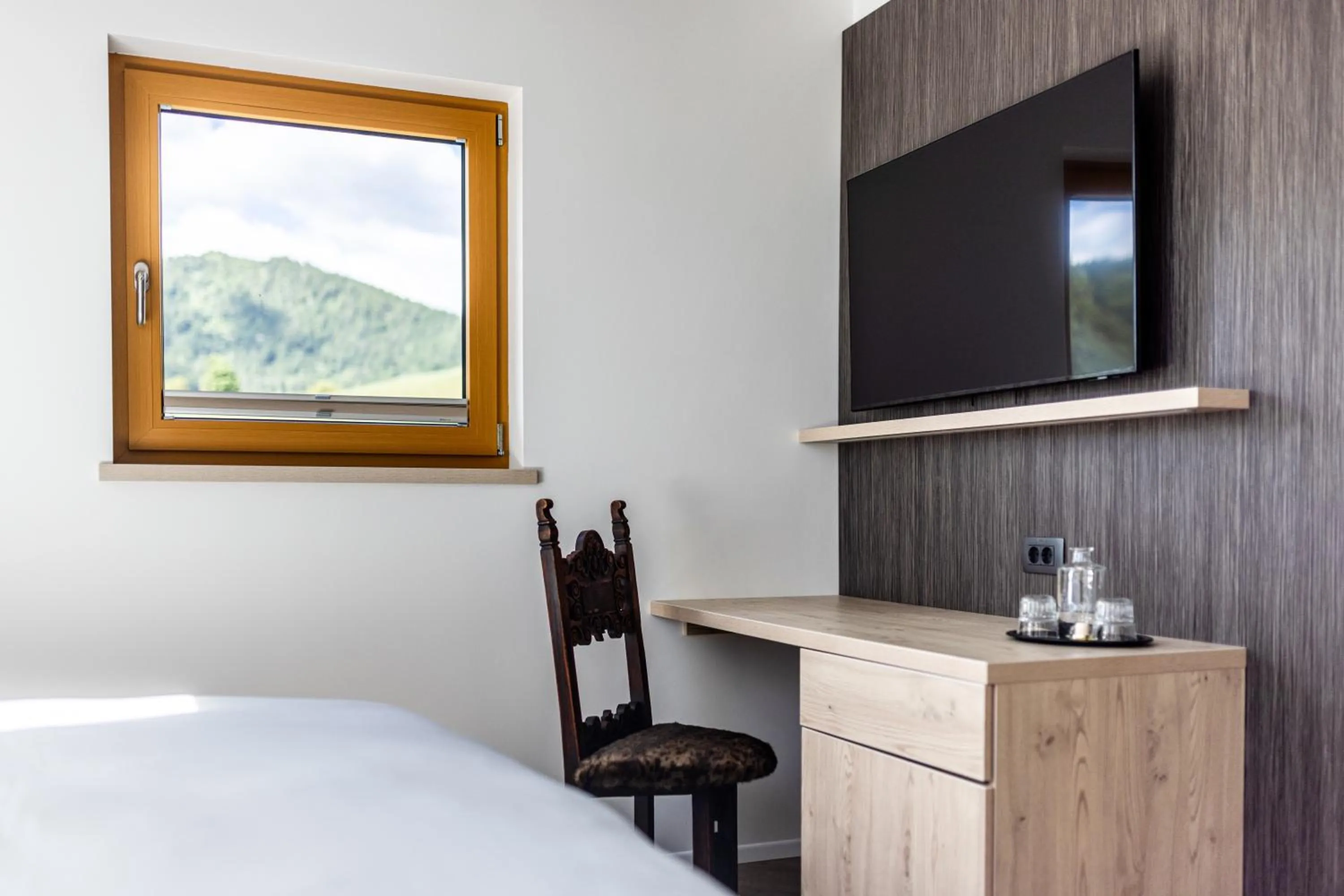 TV and multimedia, Bed in Hotel Julian Alps