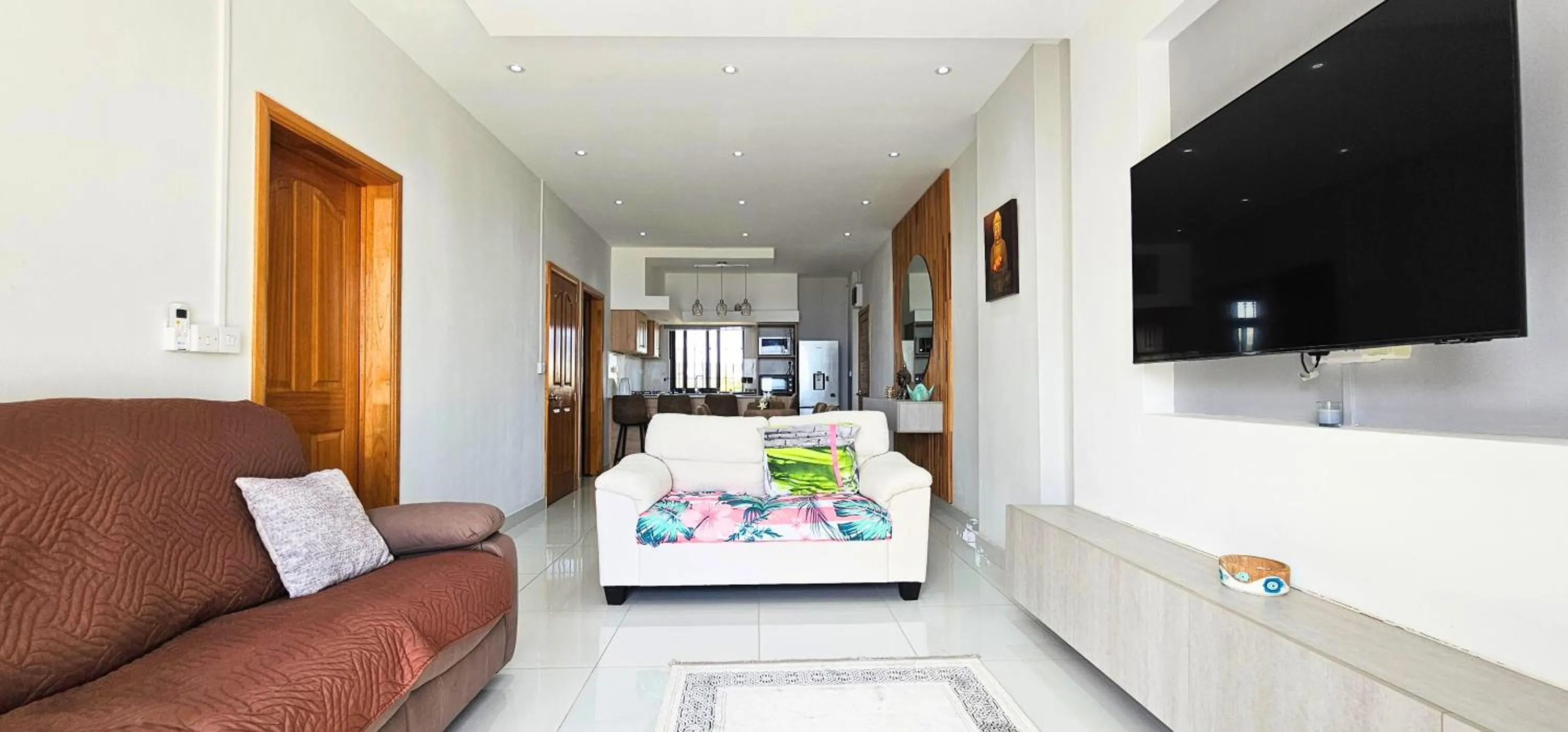 TV and multimedia, Bed in Zen Retreat with Stunning Sea Views and Sunsets