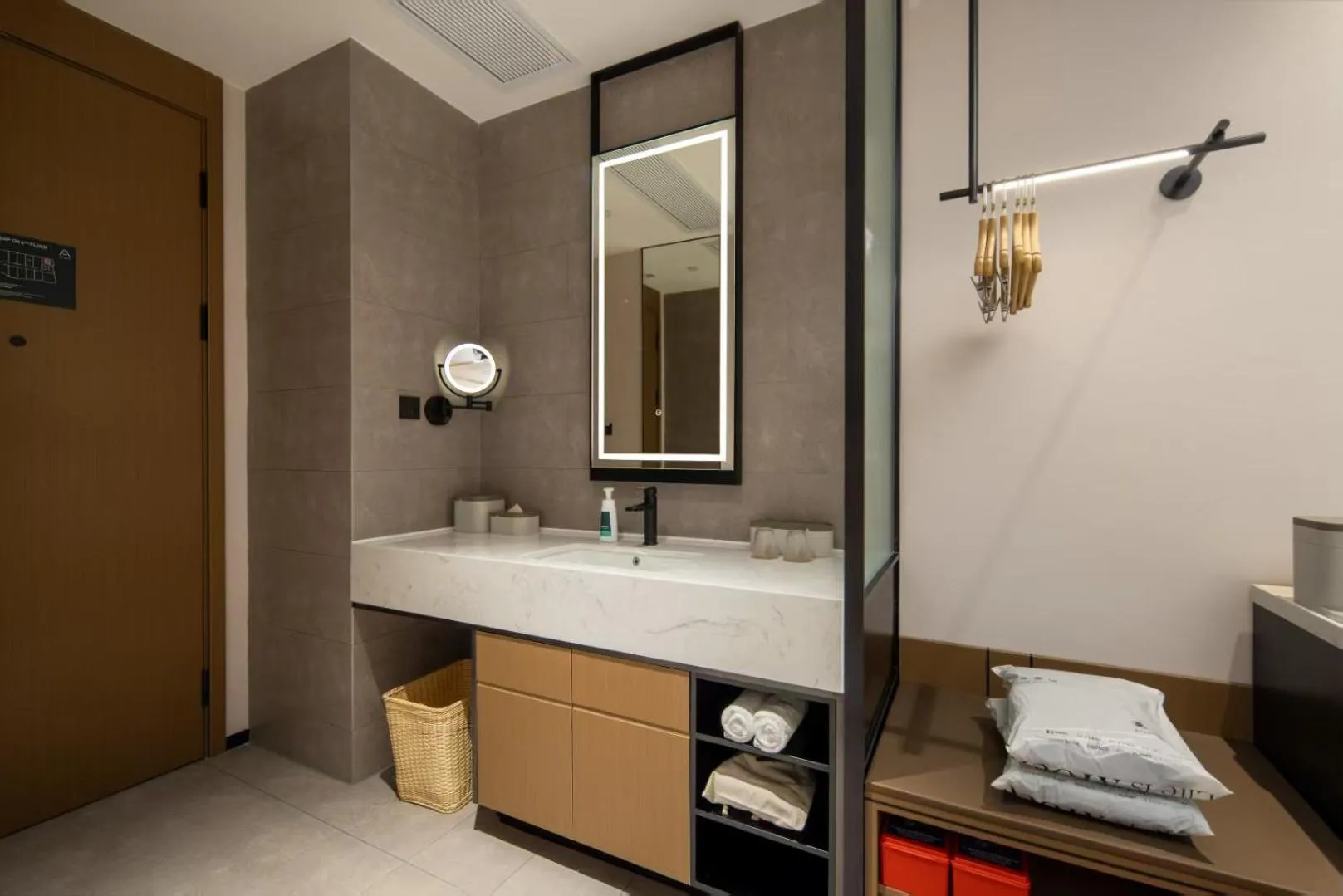 Atour Hotel Foshan Shunde Qinghuiyuan