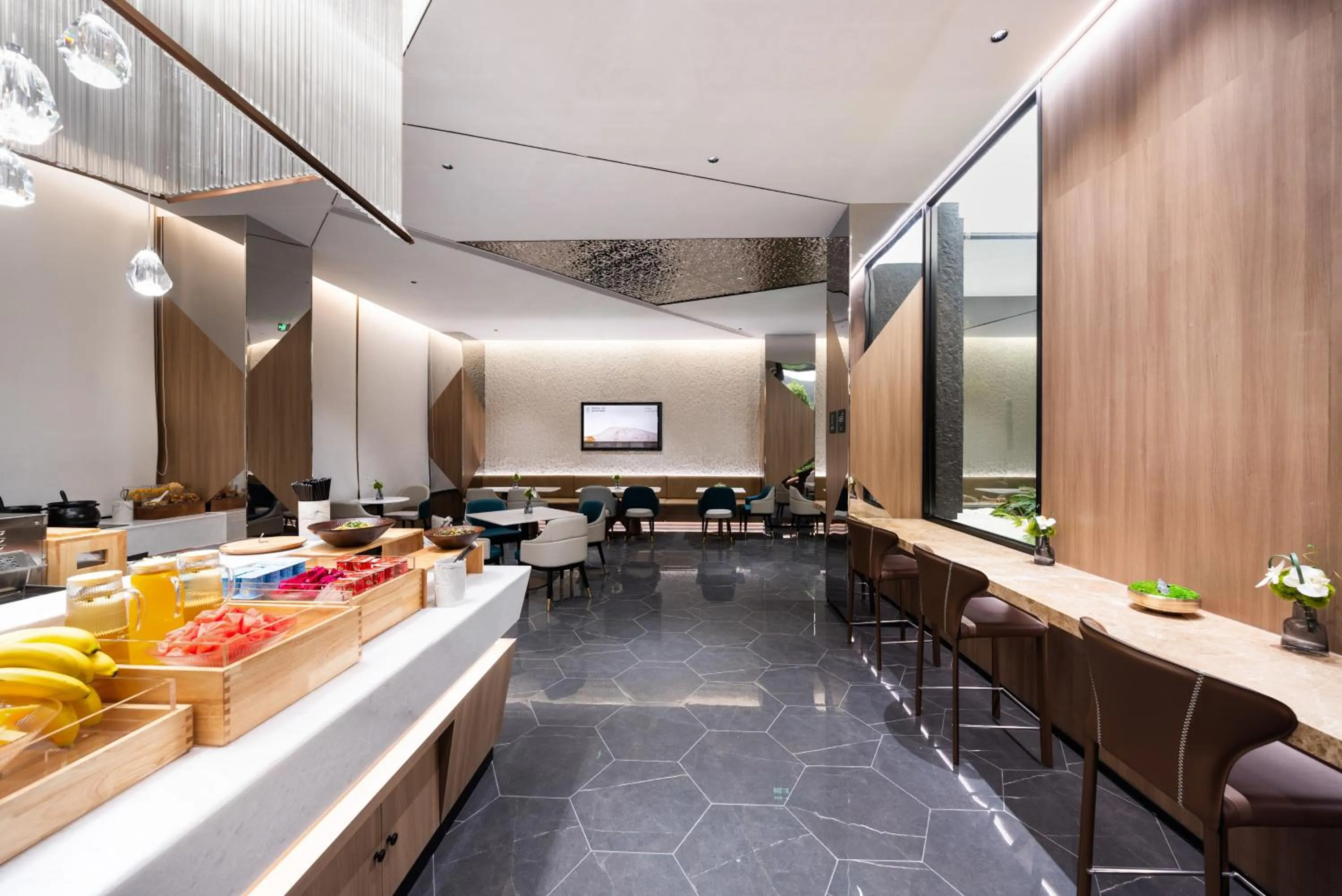 Restaurant/places to eat in Atour Hotel Dongguan Xiping Xindi Center