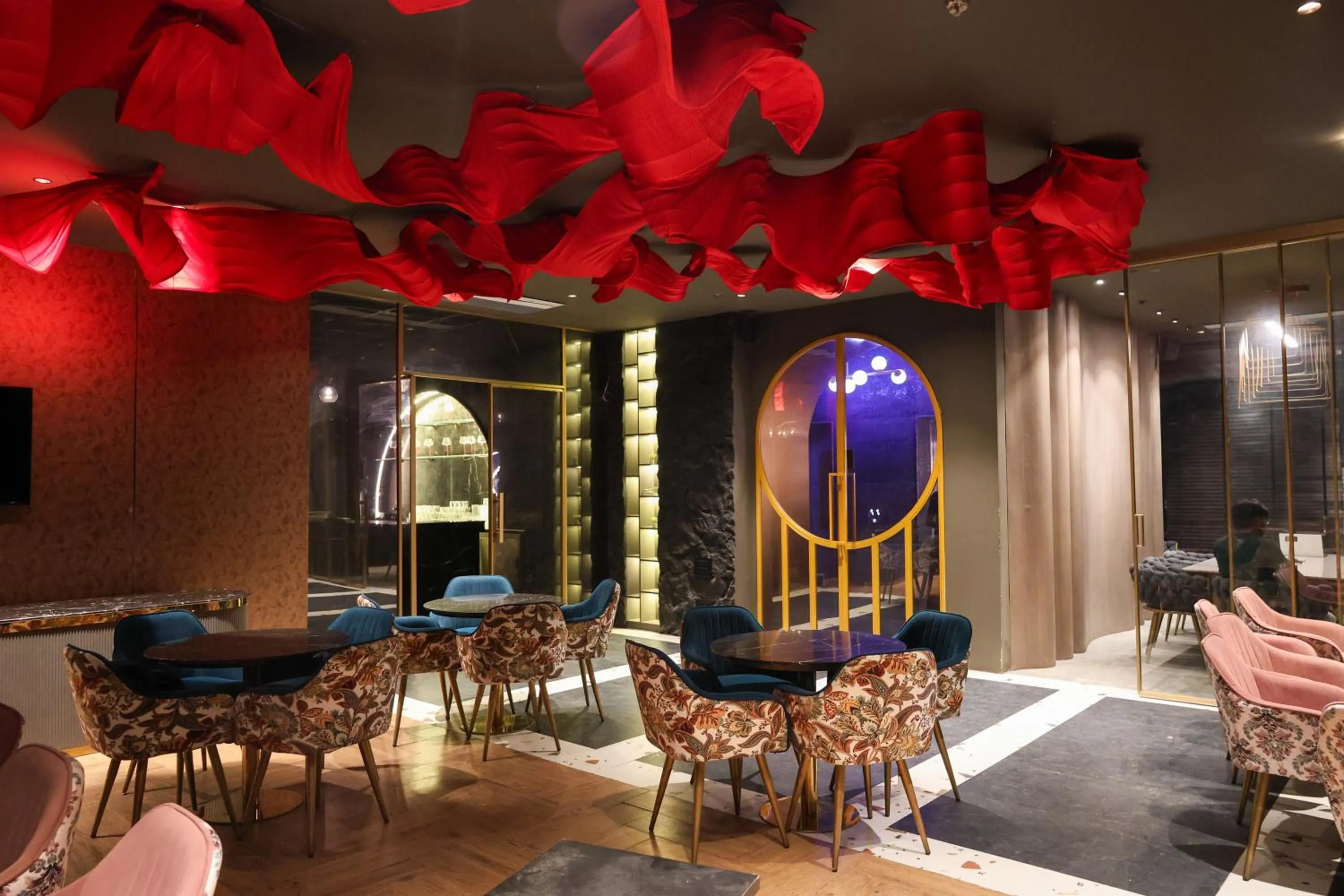 Restaurant/places to eat in Aquila Grand Suites - Noida Sector 136