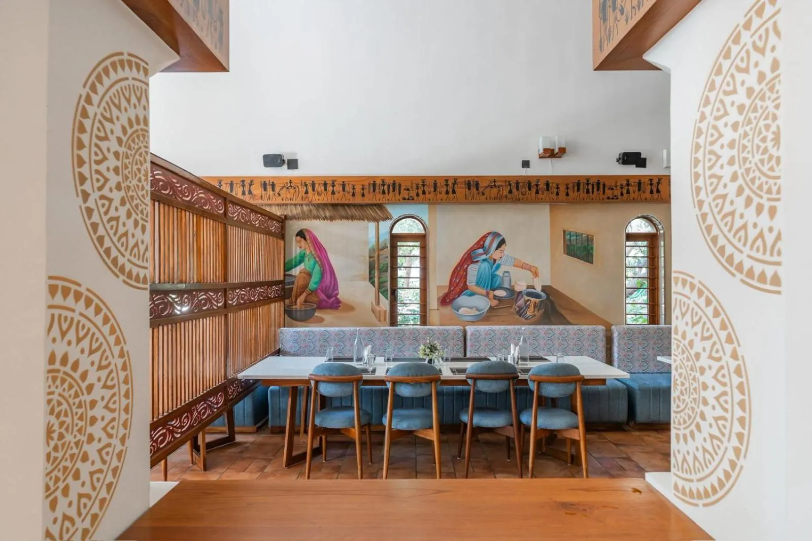 Restaurant/places to eat in Le Casa Lion Resort A Premium Resort In Sasan Gir