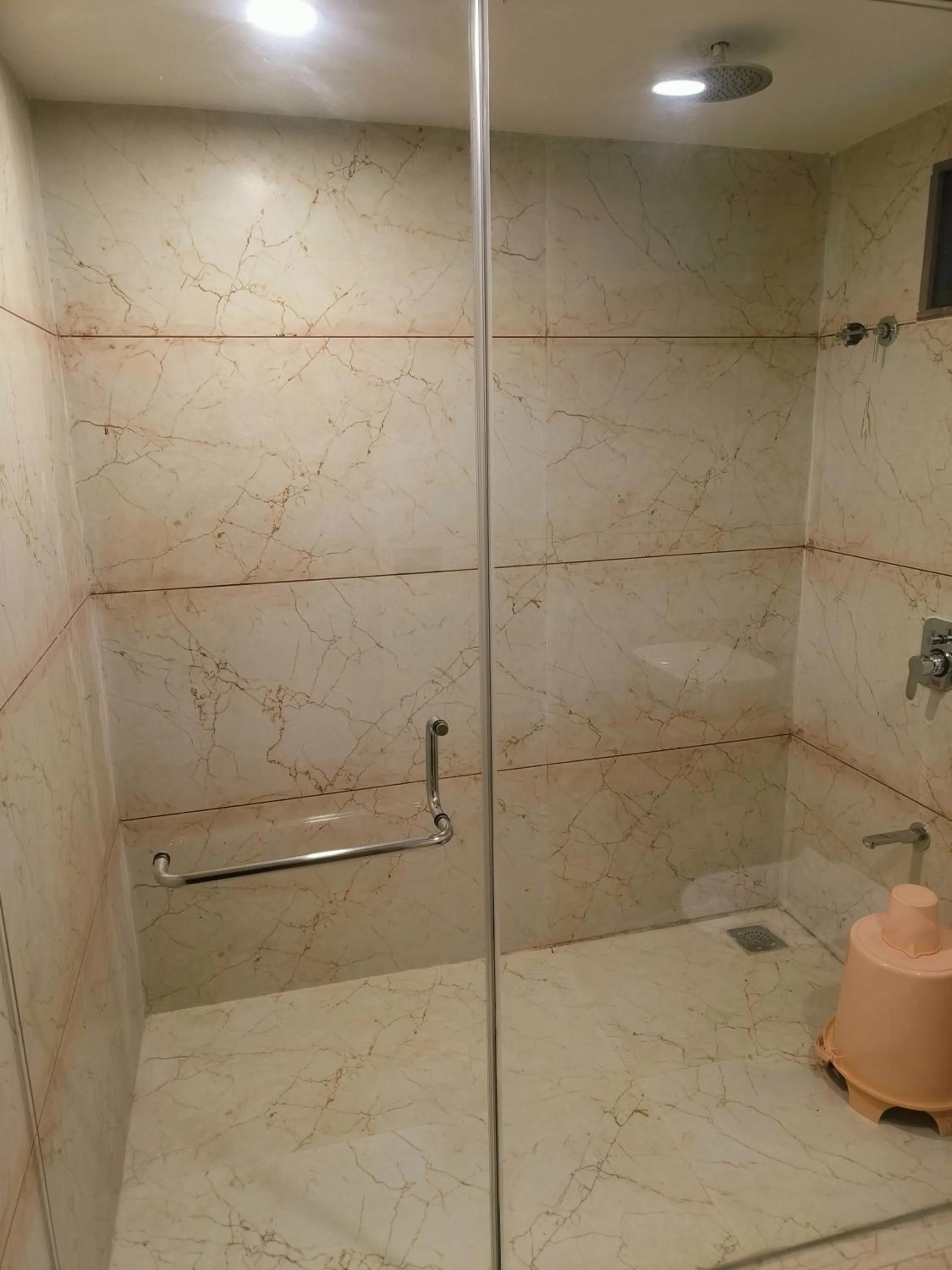 Bathroom in Le Casa Lion Resort A Premium Resort In Sasan Gir