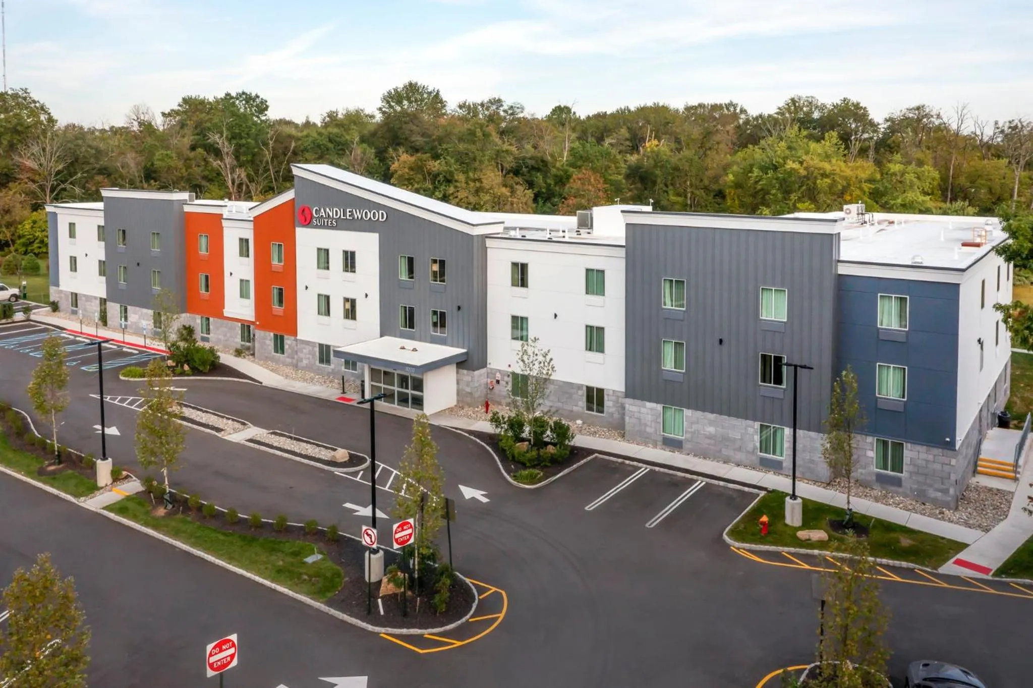 Property building in Candlewood Suites Lawrenceville - Princeton by IHG