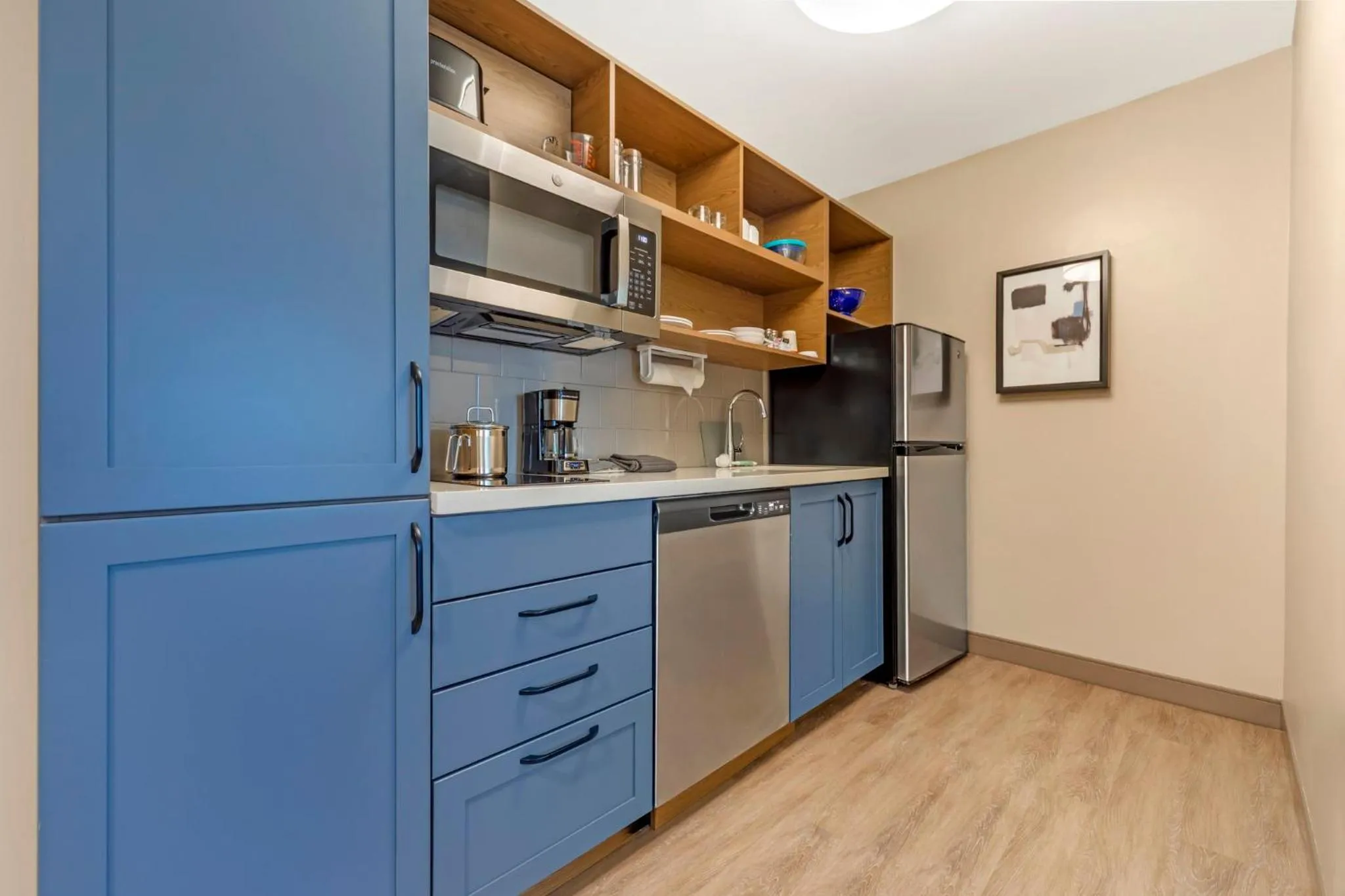 Photo of the whole room in Candlewood Suites Lawrenceville - Princeton by IHG