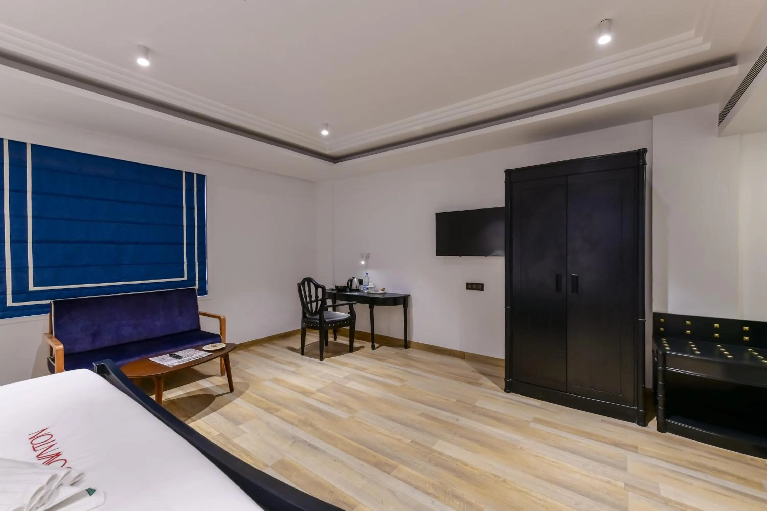 Bed in Regenta Inn Downton Raipur