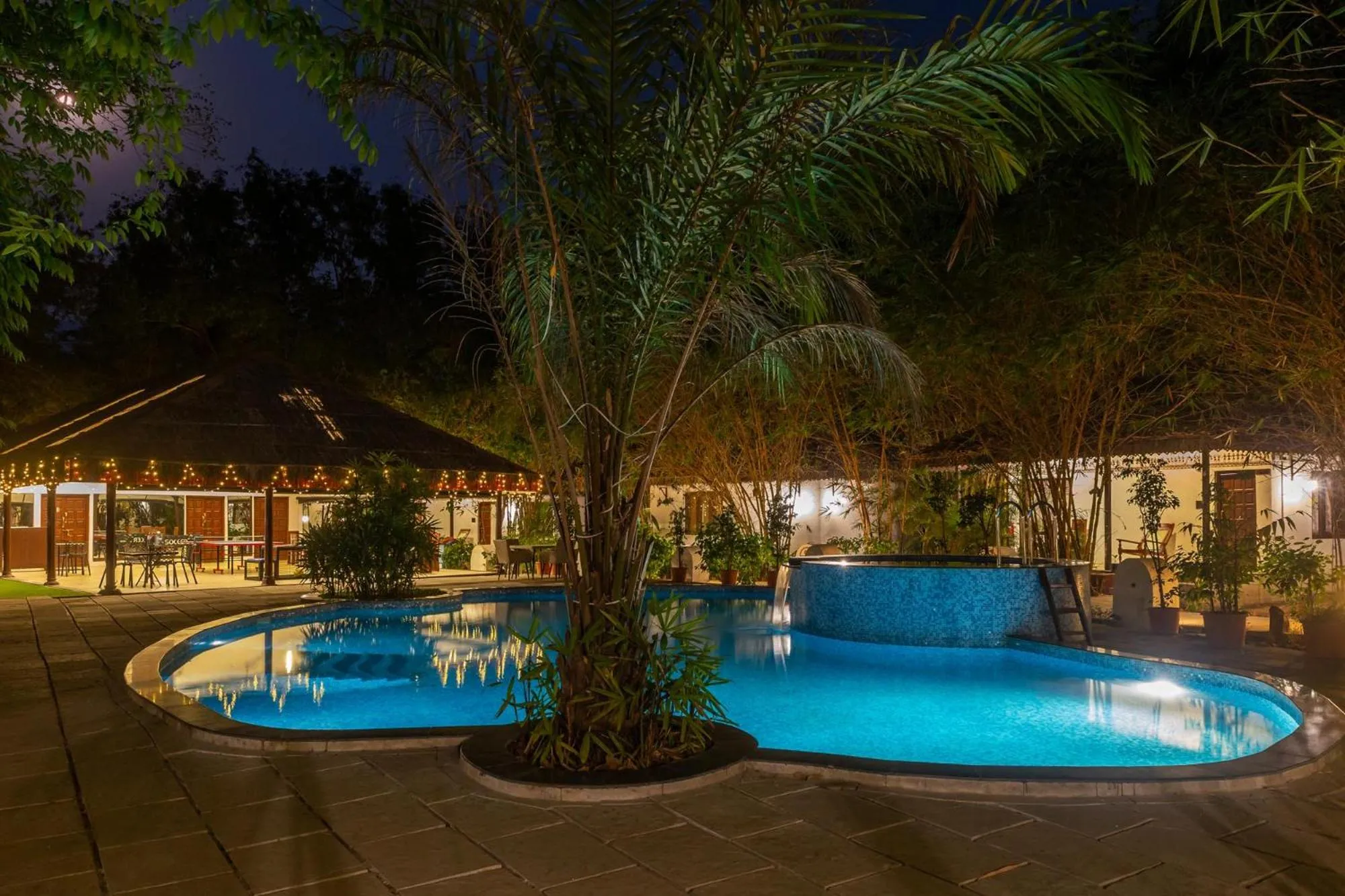 Night in WilderNest Araanya by Vibescapes