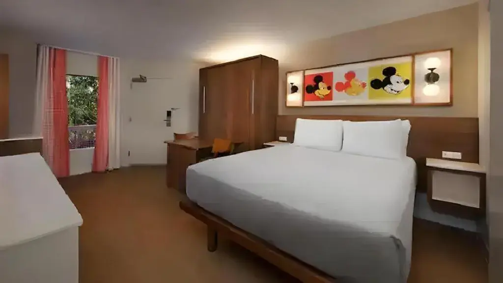 Bed in Disney's Pop Century Resort Bed in Disney's Pop Century Resort