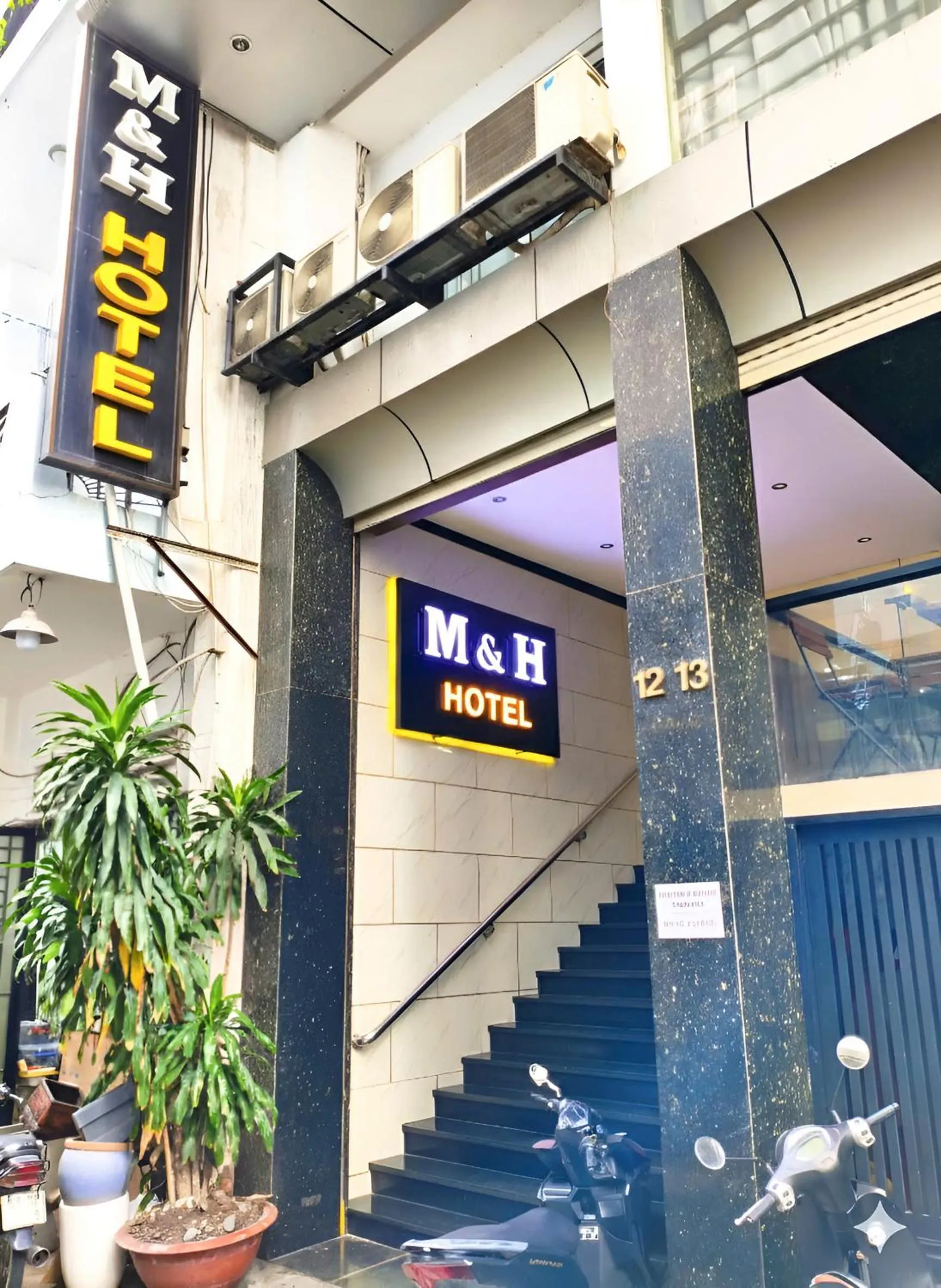 Property building in M&H Lux Hotel