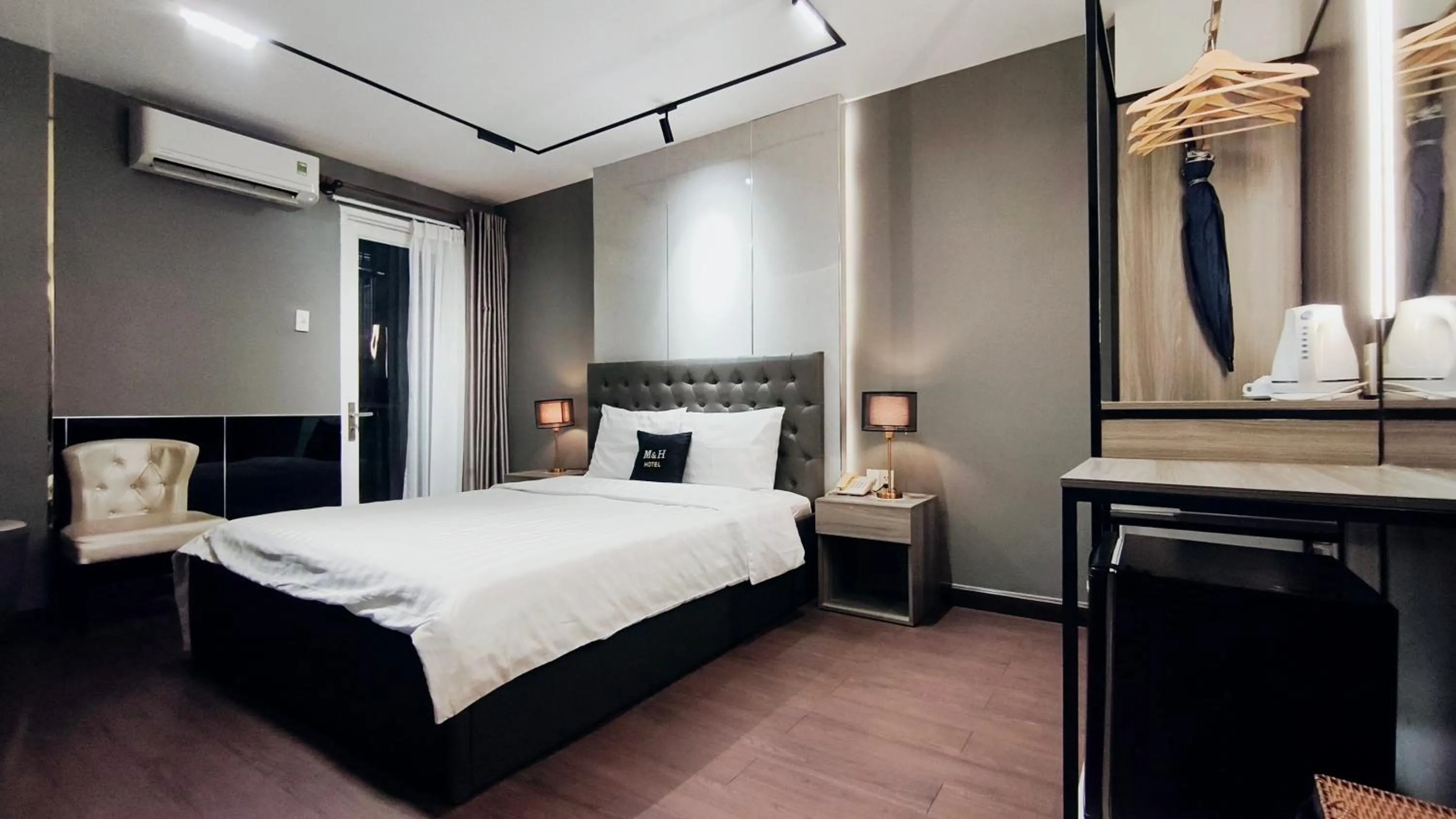 Photo of the whole room, Bed in M&H Lux Hotel