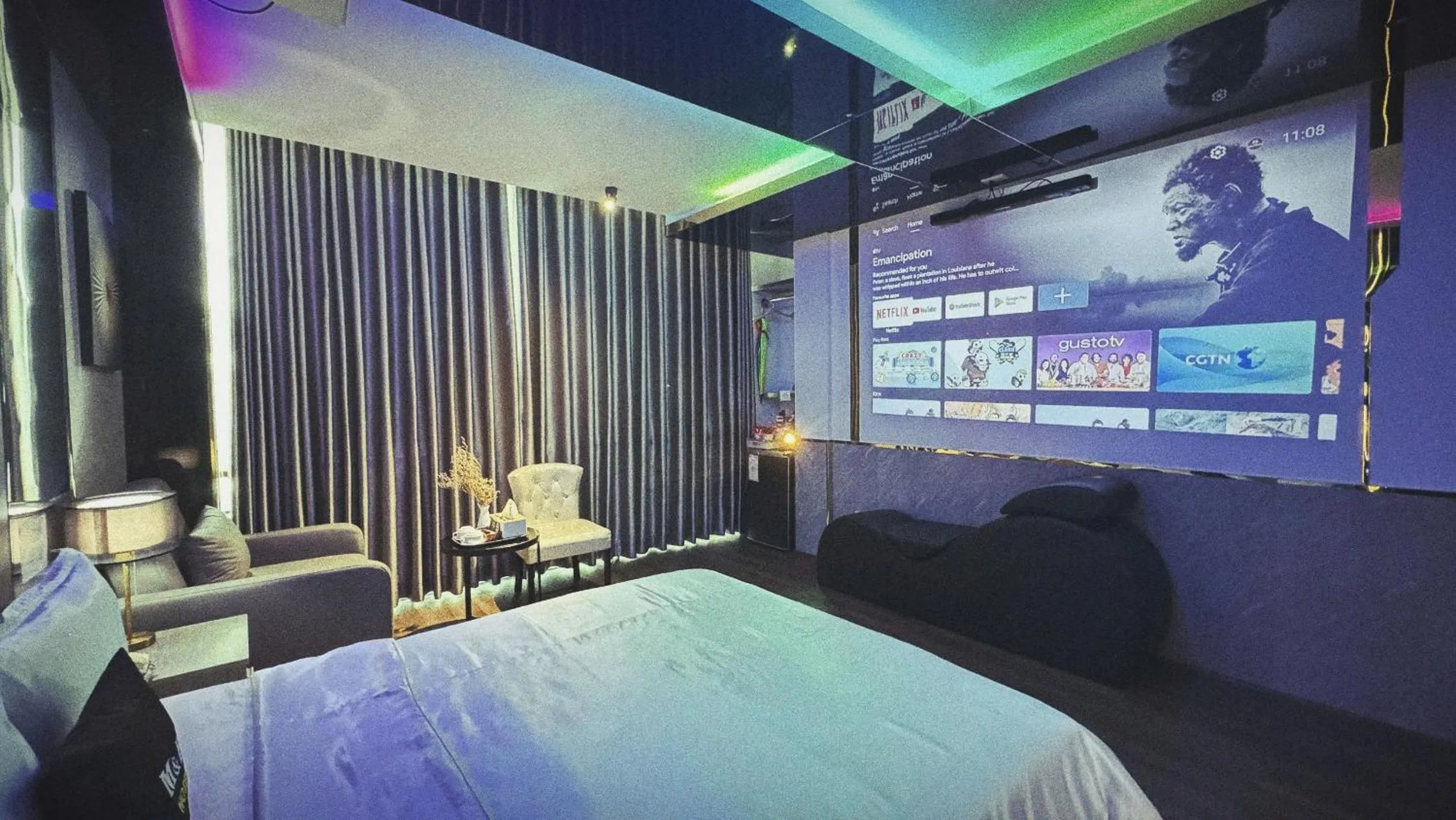 Photo of the whole room, Bed in M&H Lux Hotel