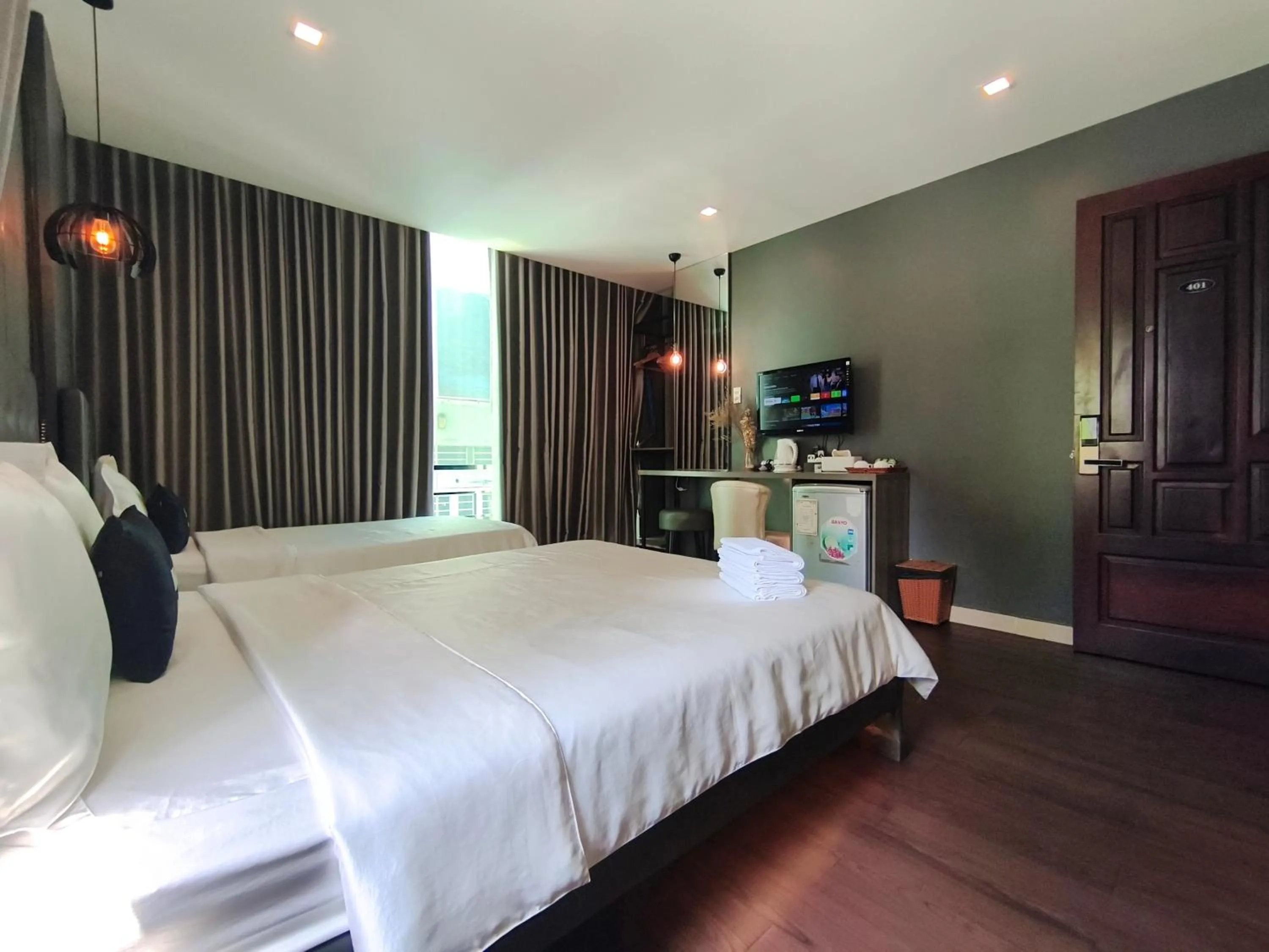 Photo of the whole room, Bed in M&H Lux Hotel
