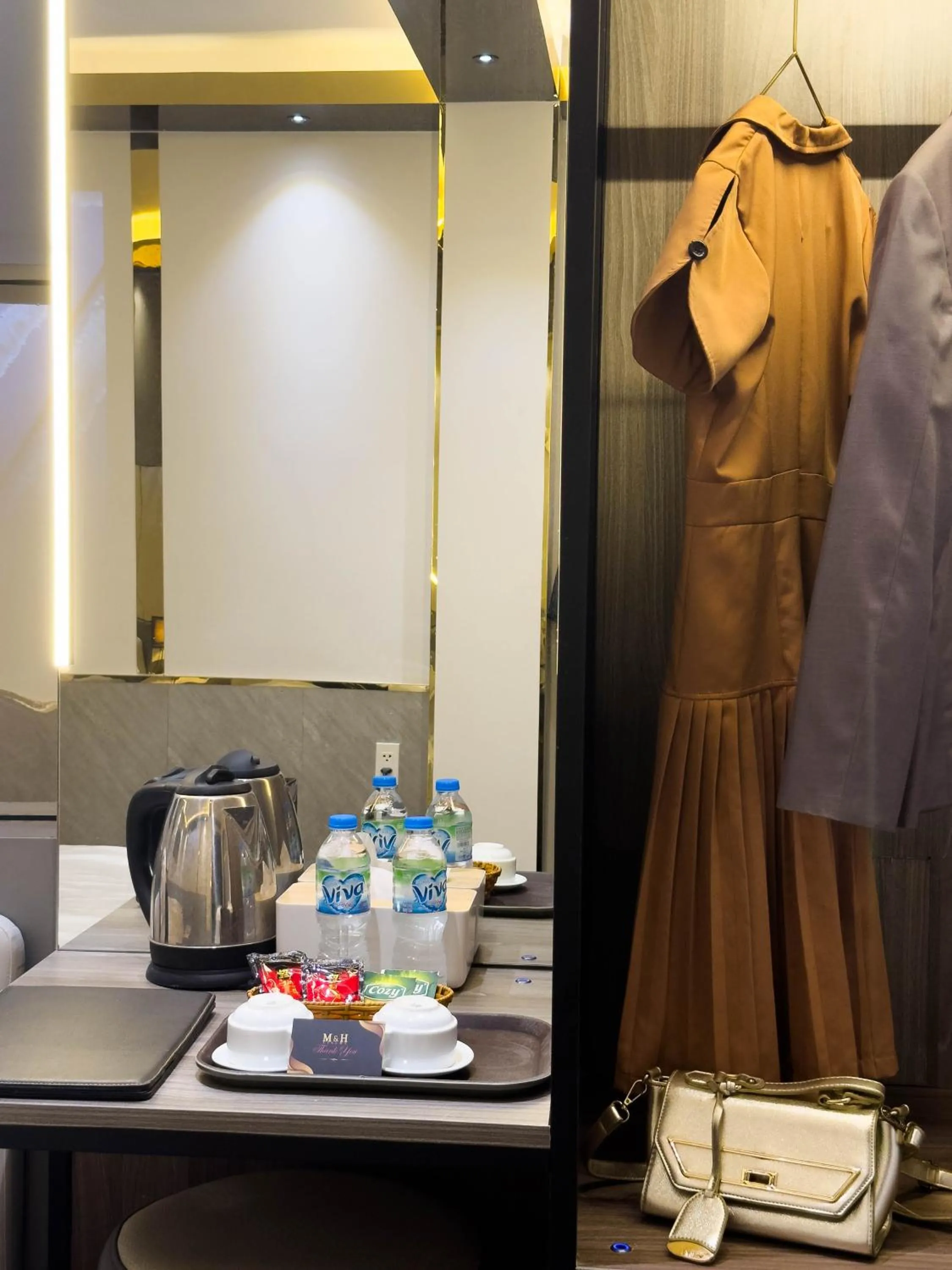 Photo of the whole room in M&H Lux Hotel