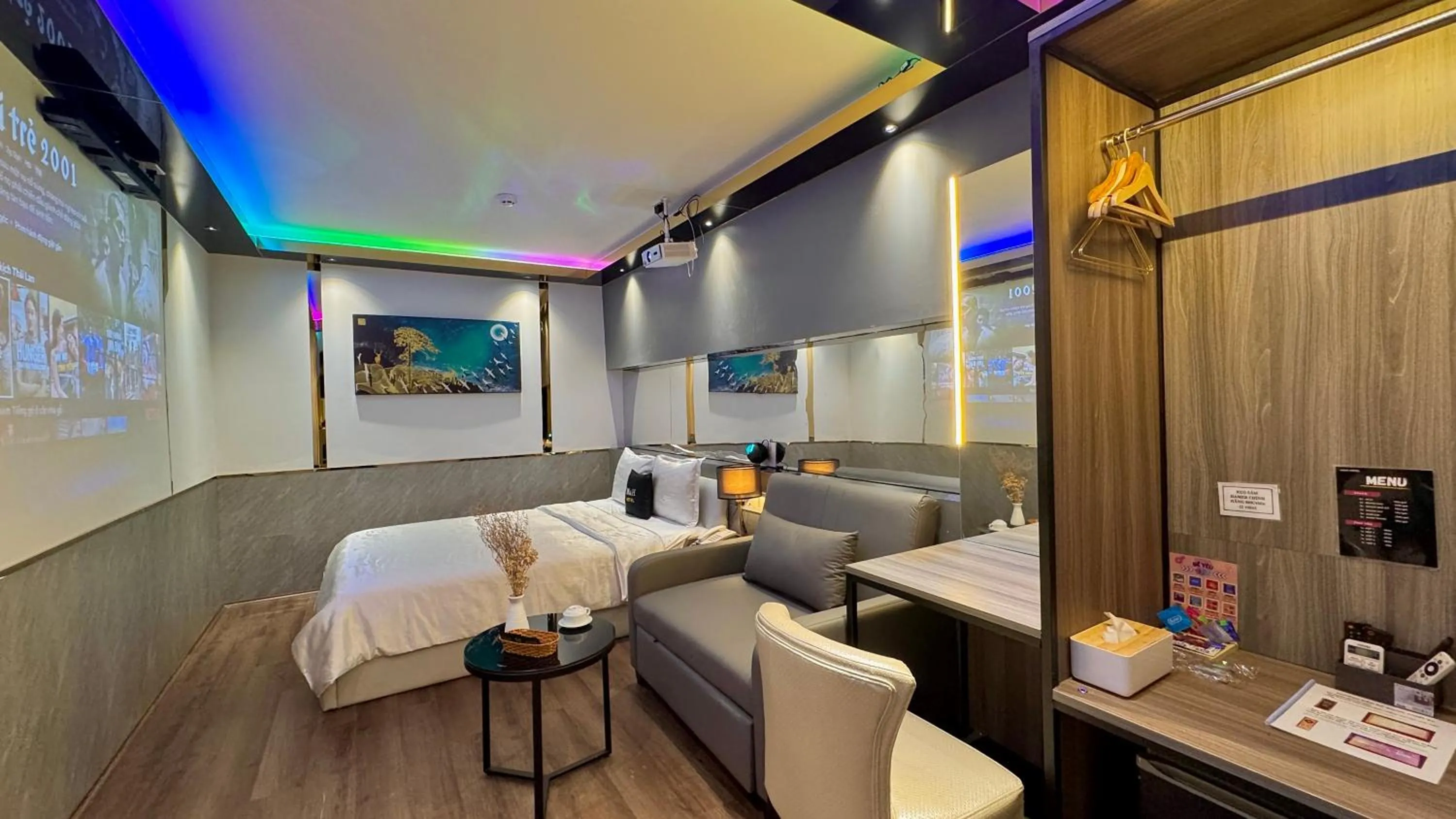 Photo of the whole room, Bed in M&H Lux Hotel