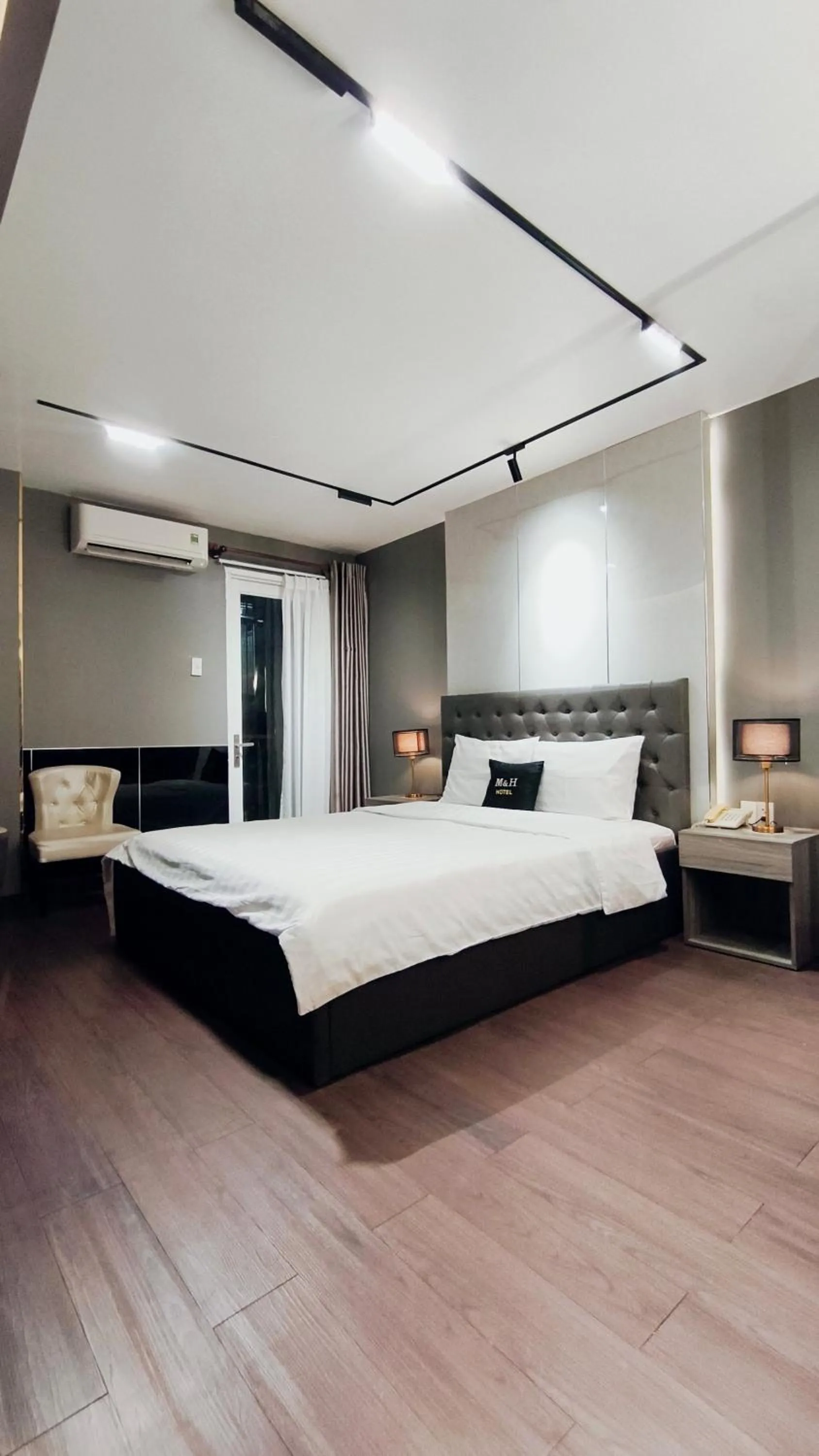 Photo of the whole room, Bed in M&H Lux Hotel